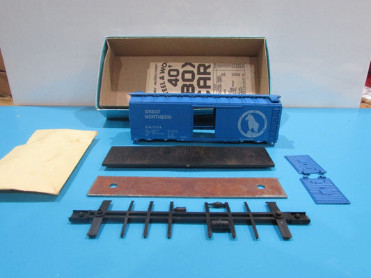 HO Scale Athearn 1204 40ft BoxCar Kit Great Northern