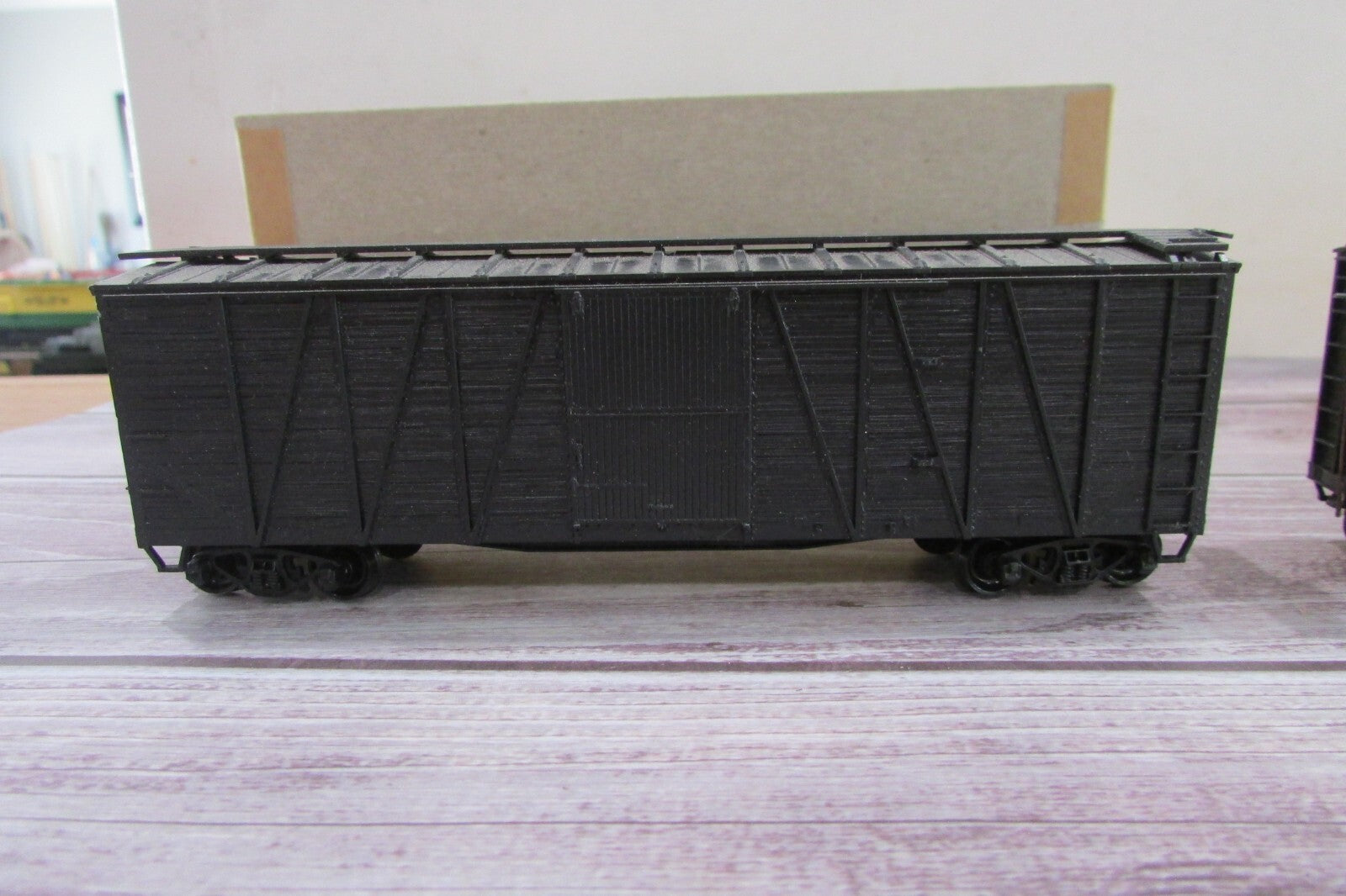 HO Scale Accurail (2) 40' O.Box Wood Ends Cars Kits Undecorated Lot#3019