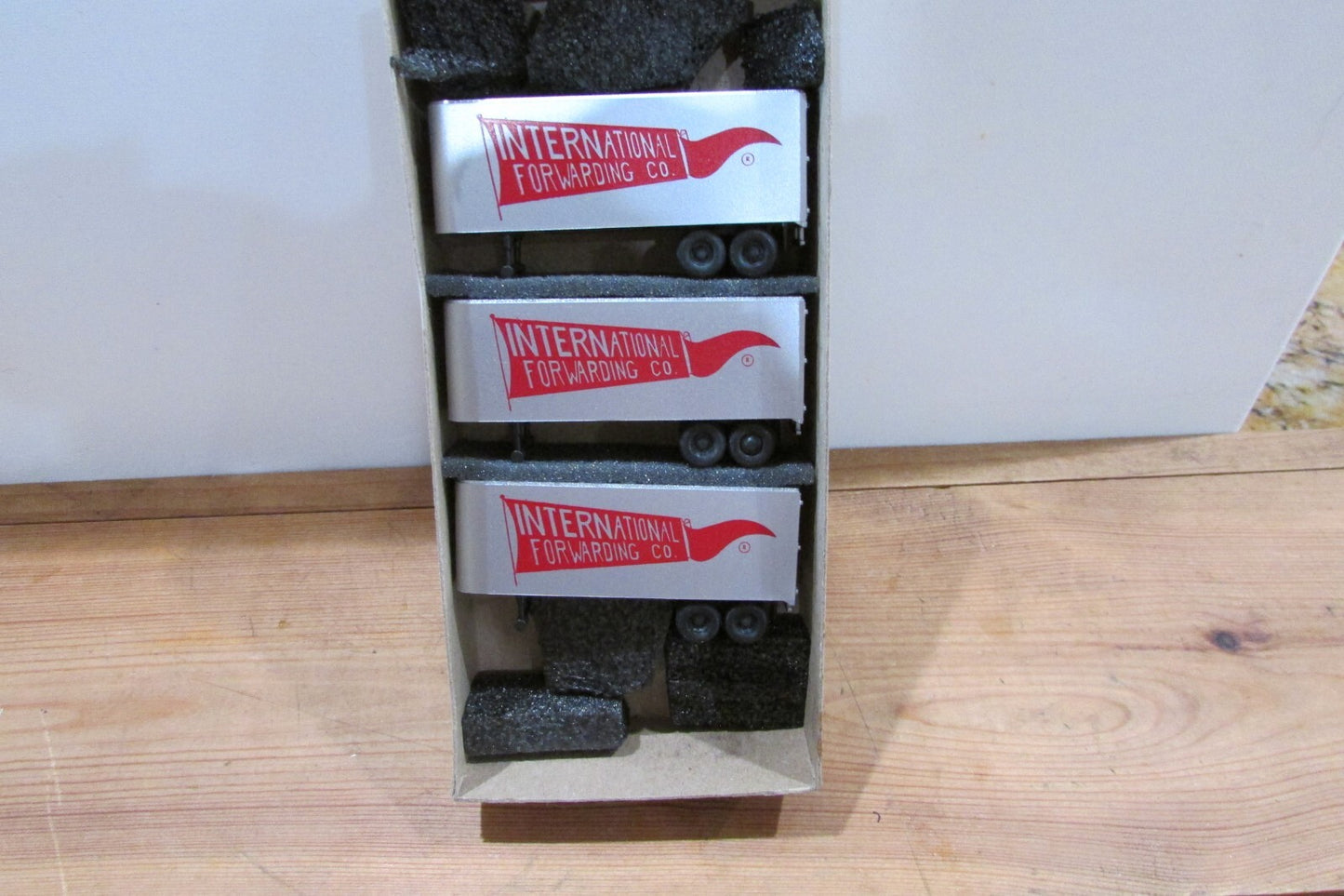 HO Scale (3) Piggy-Back Trailers Service International Forwarding Co. Lot#4206