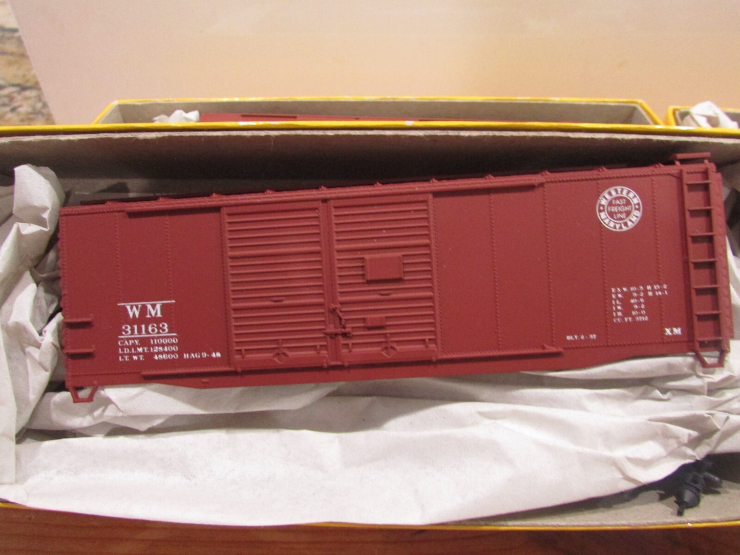 HO Scale Accurail 3023 (4)  40' DBL,DR Steel Box Car Lot#1982