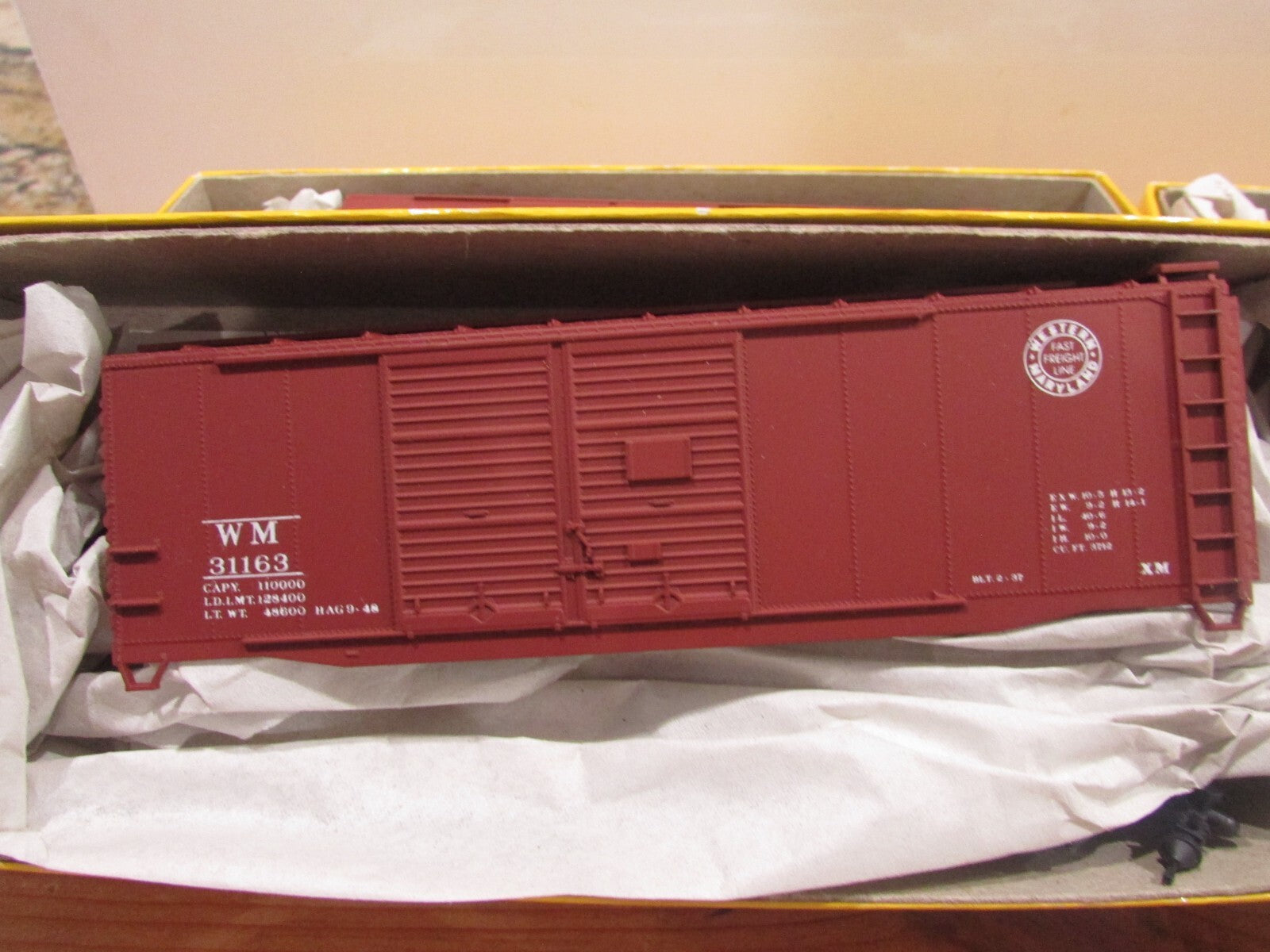 HO Scale Accurail 3023 (4)  40' DBL,DR Steel Box Car Lot#1982