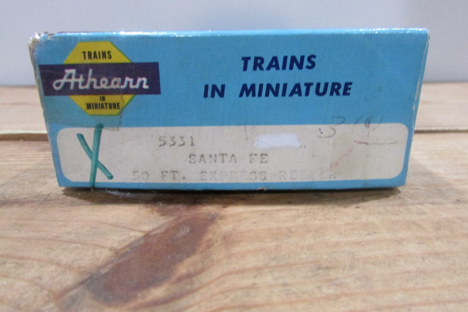 HO Scale Athearn 5331 Santa Fe 50ft Express Reefer Kit