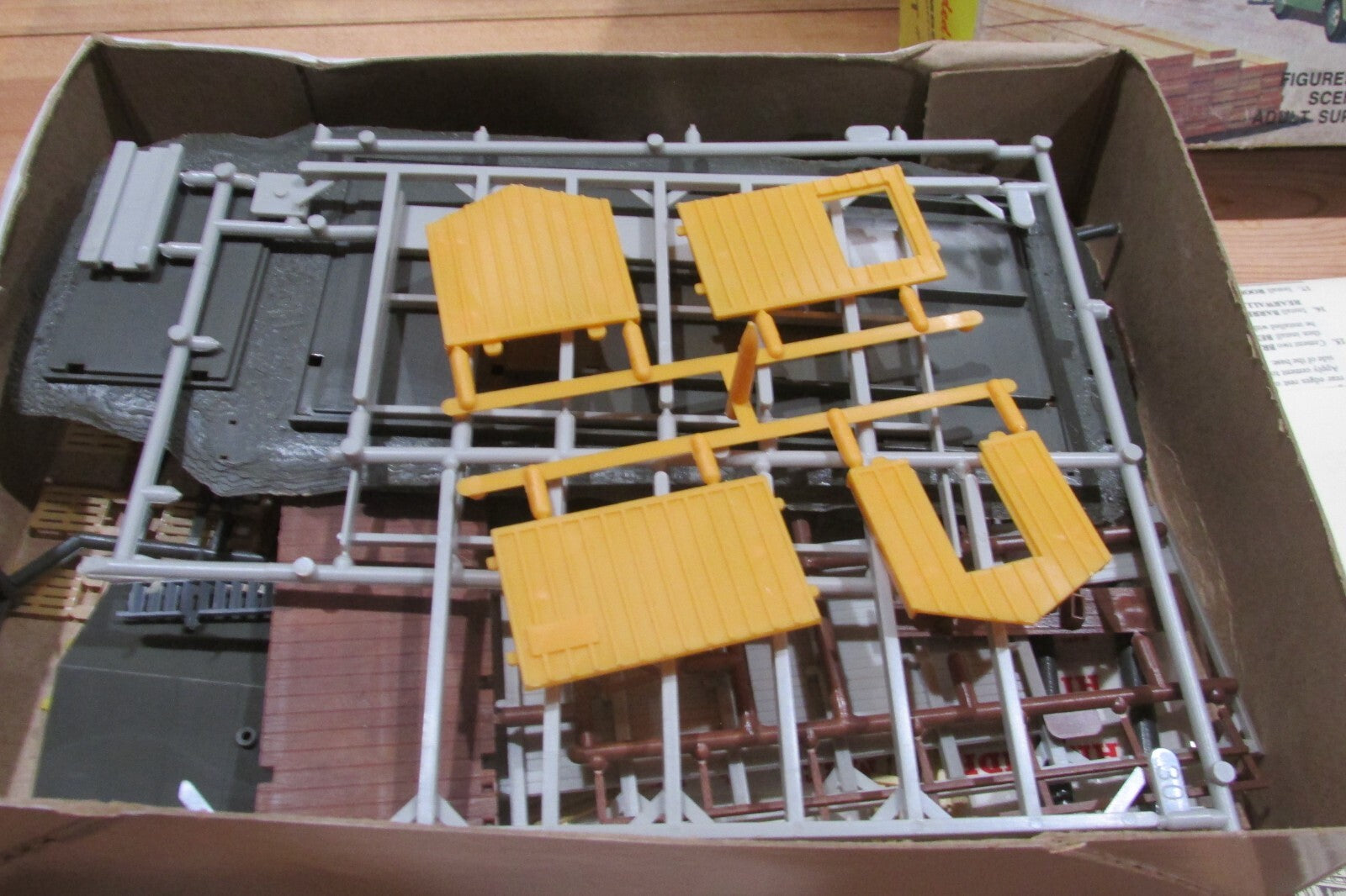 Ho Scale Atlas Kit#750 Lumber Yard & Office Building Kit LOT#0050