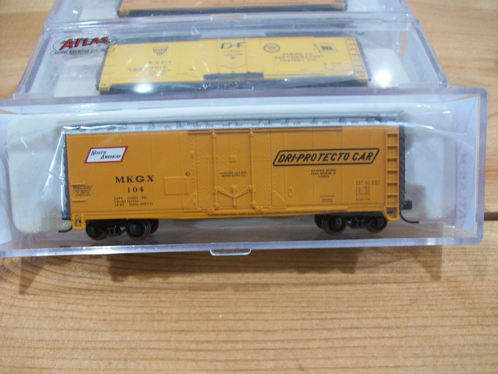 N Scale Atlas N09 (3) Assorted 40' Plug Door Box Car