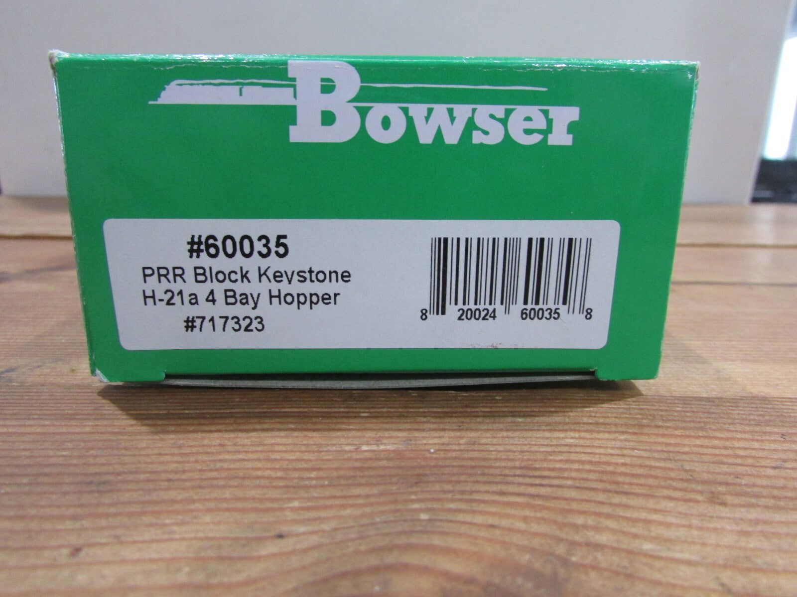Ho Scale Bowser 60035 H-21A 4Bay Hopper #717323 Pennsylvania R.R.