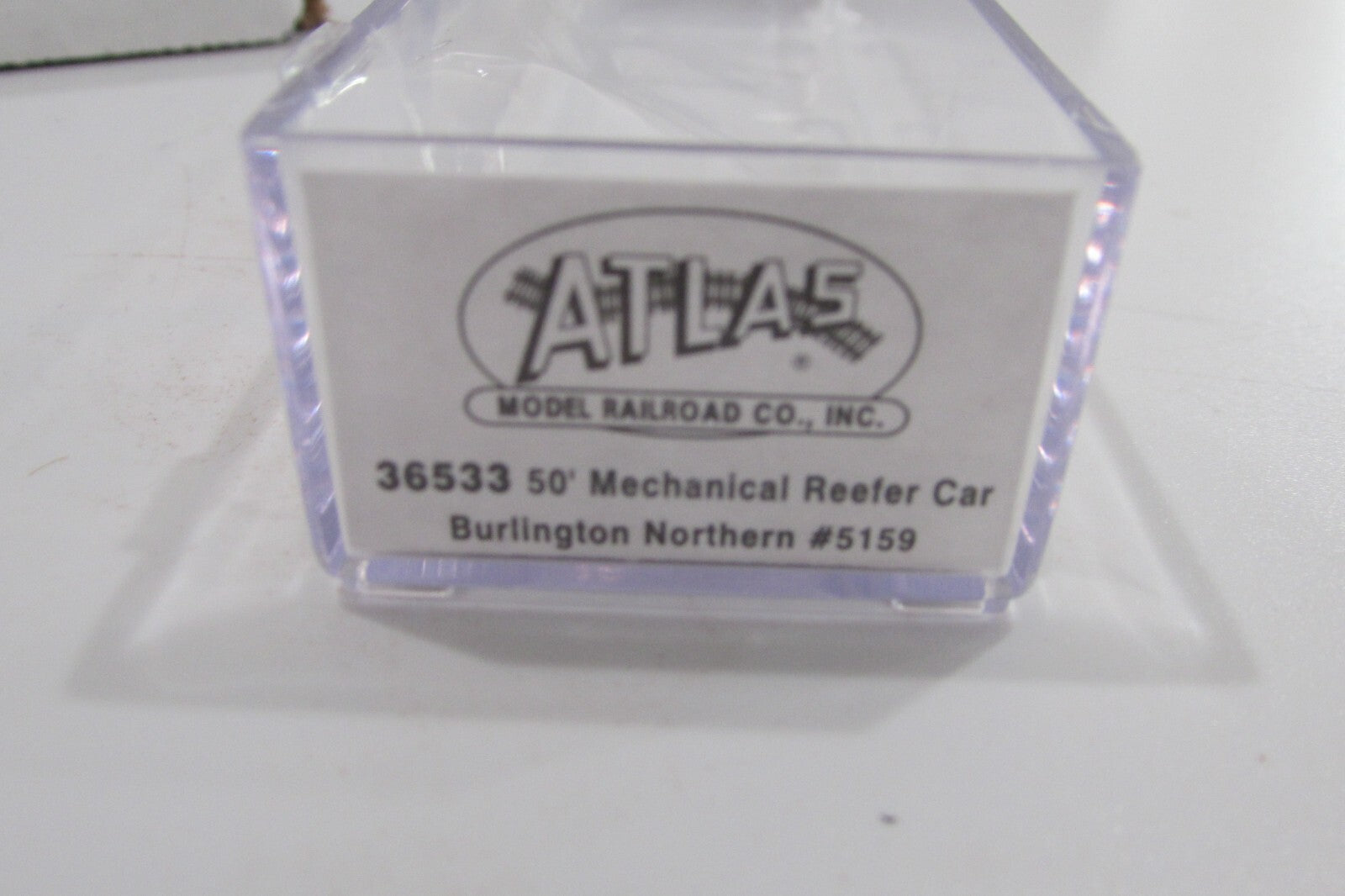 N Scale Atlas 36533 50' Mechanical Reefer Car Burlington Northern BNFE #5159