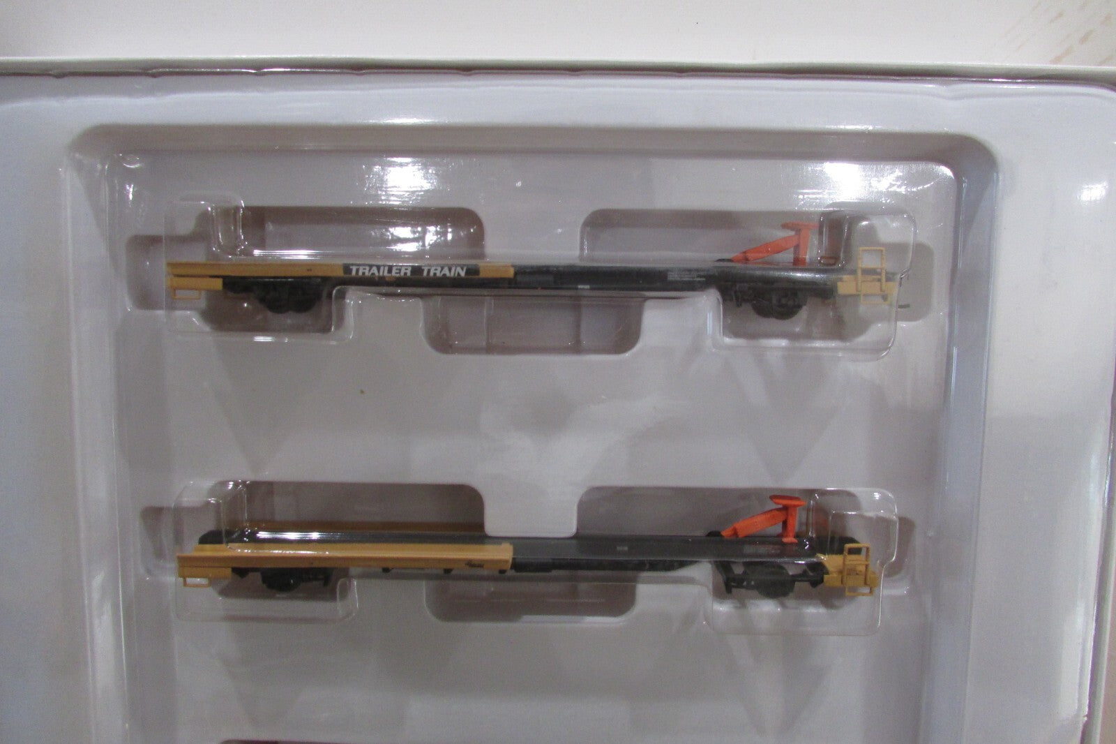 HO Scale Walthers 932-3991 Four Runners (4-Pack) TTX#60015  Lot#3978