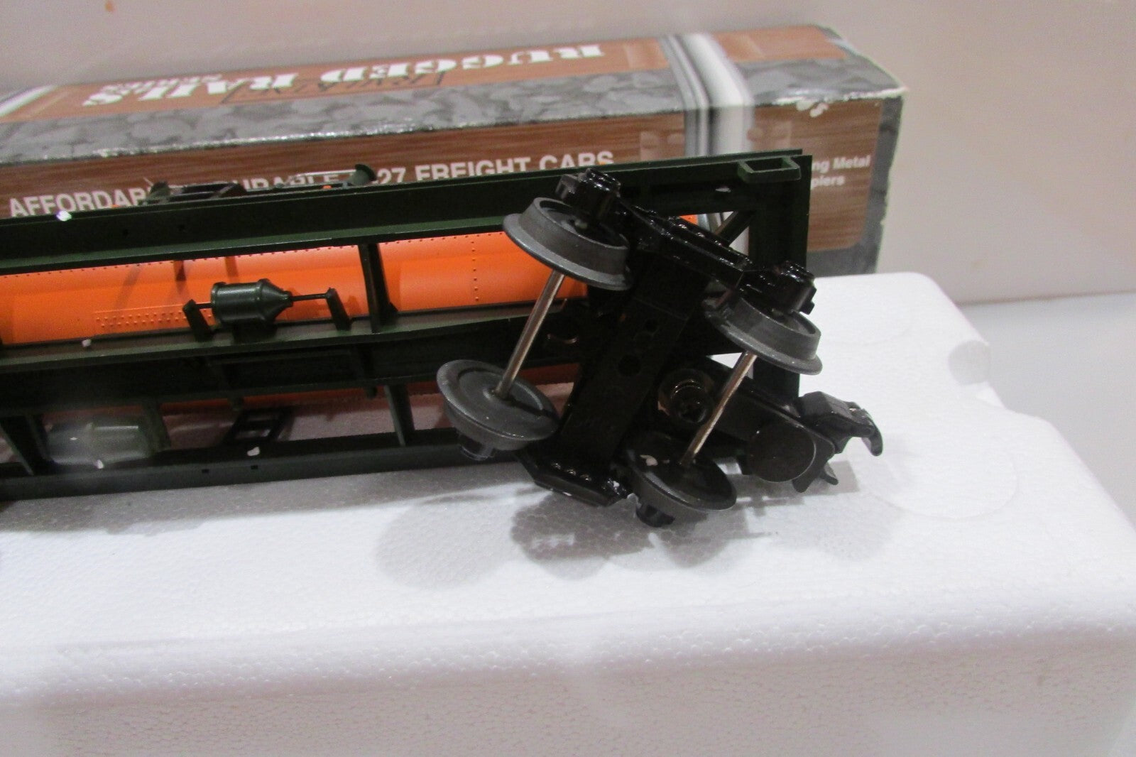 O SCALE MTH 33-7304 Burlington Northern Santa Fe Tank Car  Lot#0529