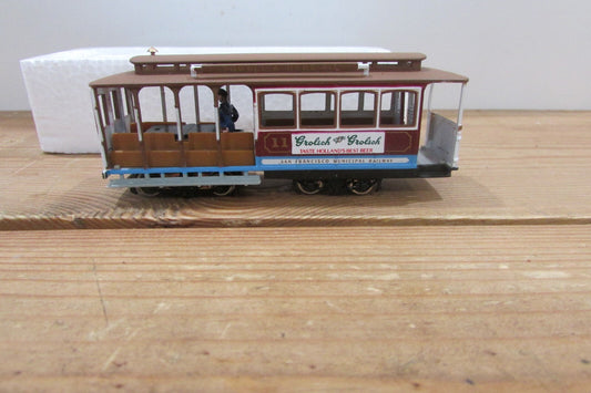 HO Scale Bachmann  San Francisco Cable Car Powell & Hyde Sts Lot#4096