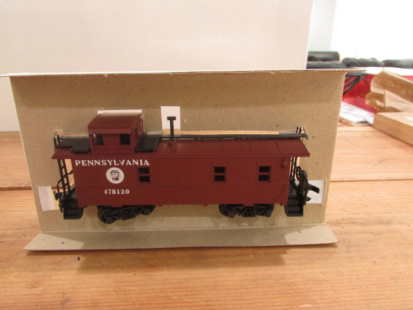 HO Scale Vintage AHM Caboose Car#478120 Pennsylvania Lot#0748