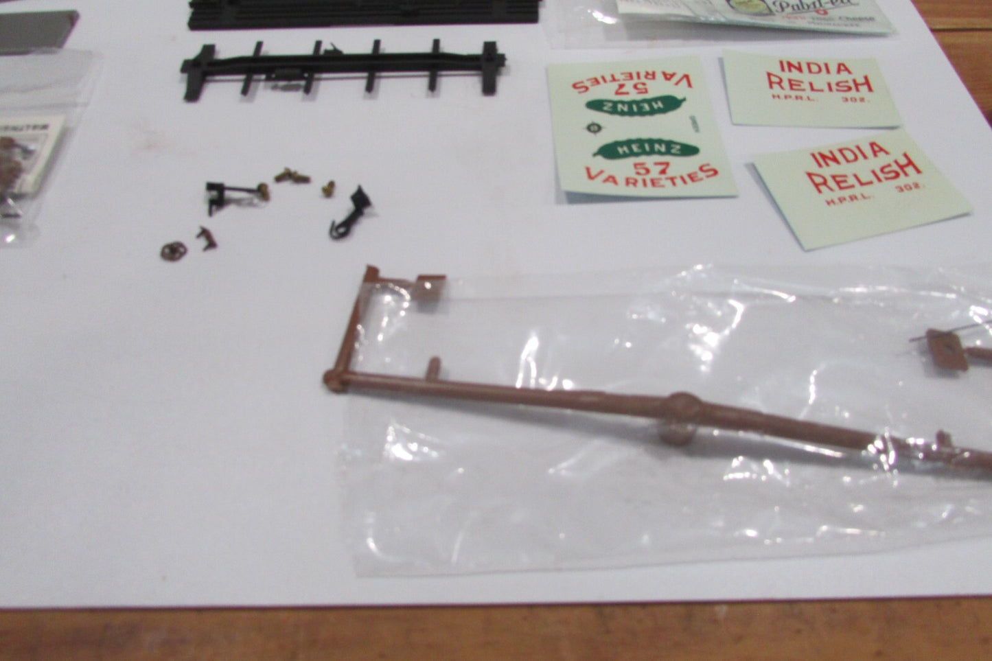 Ho Scale Walthers 932-2400 40' DS Wood Reffer w/Wood  Ends Undecorated