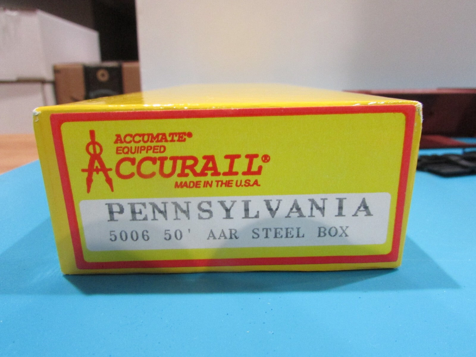 HO Scale Accurail 5006 50' AAR Steel Boxcar Pennsylvania