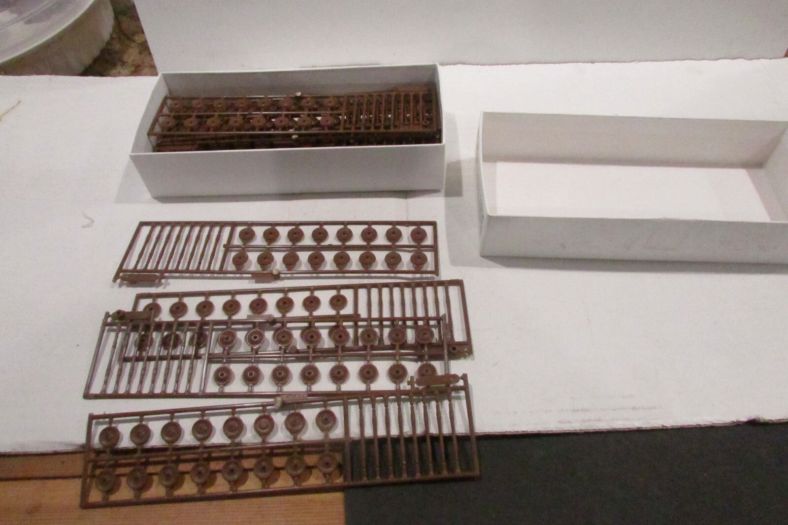 Ho Scale Tichy Train Group 3010 33" Scale Wheel Set 96pcs Non Operating Lot#4256