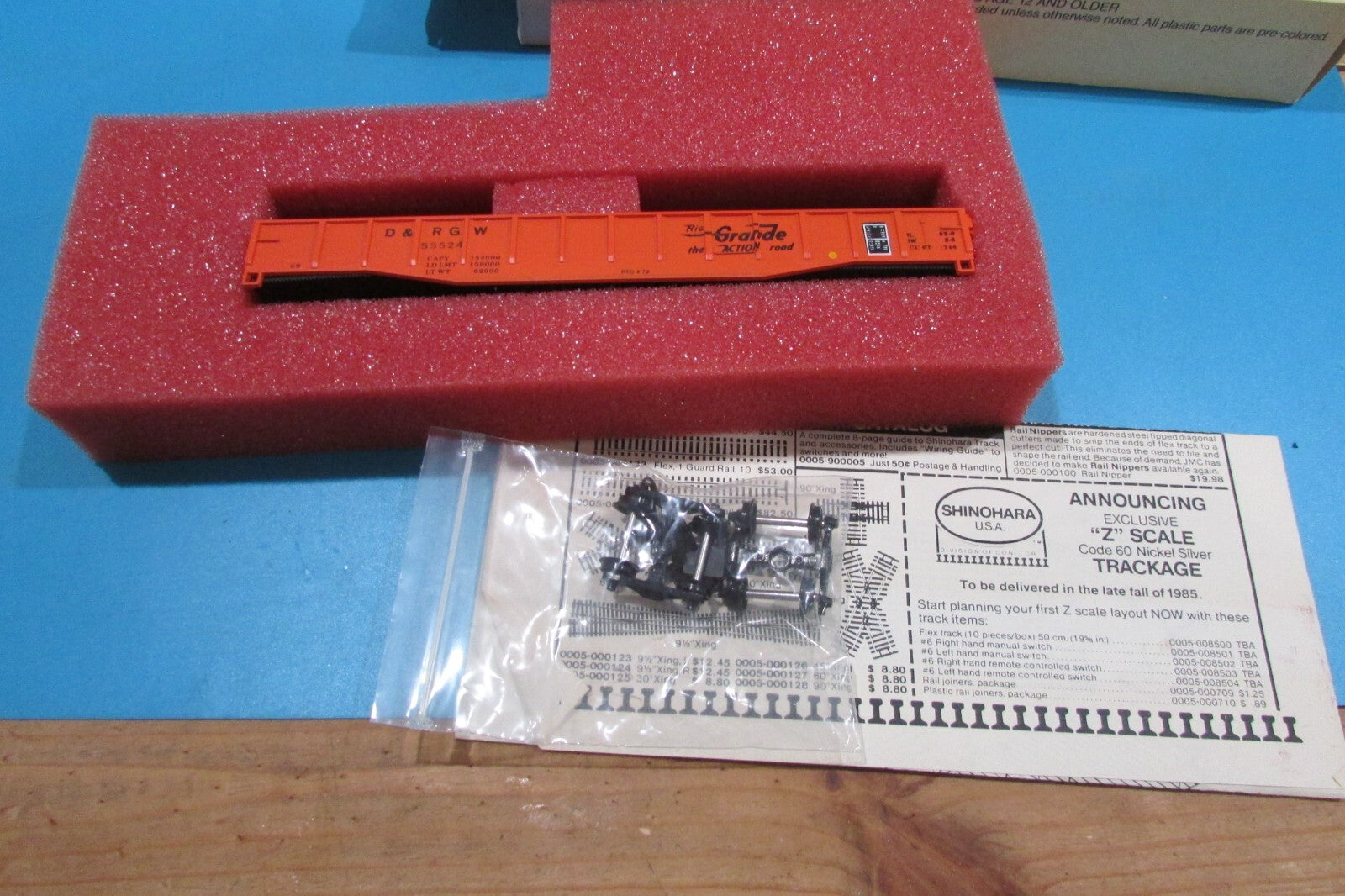 HO Scale Con-Cor 54ft Mill Gondola Rio Grande Lot#2481