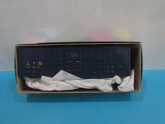 HO Scale Roundhouse 1802 Waffle BoxCar Kit L&N RH4322