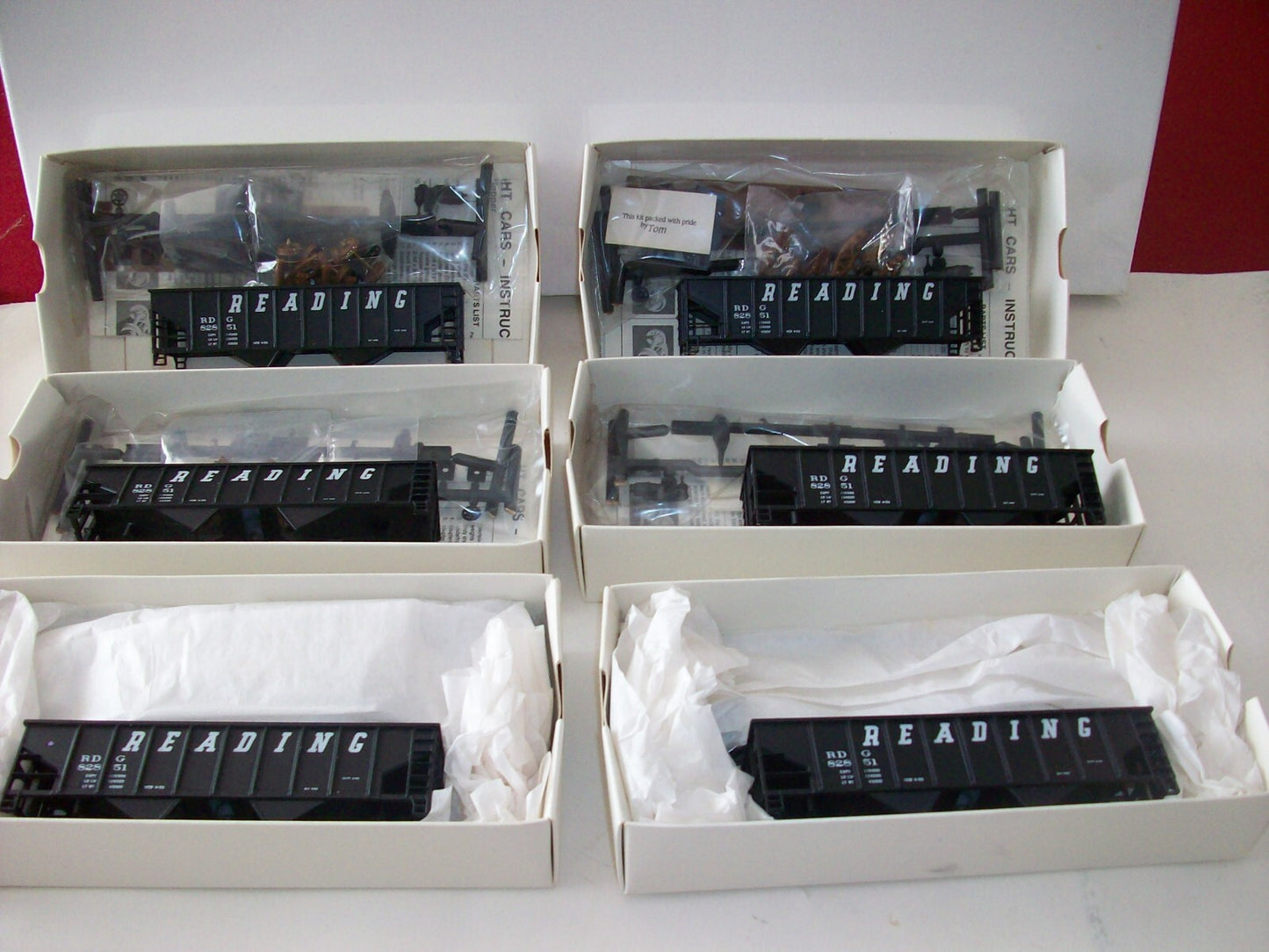HO Scale (6)Walthers 36' Rib Side Hoppers "READING"Lot#4114