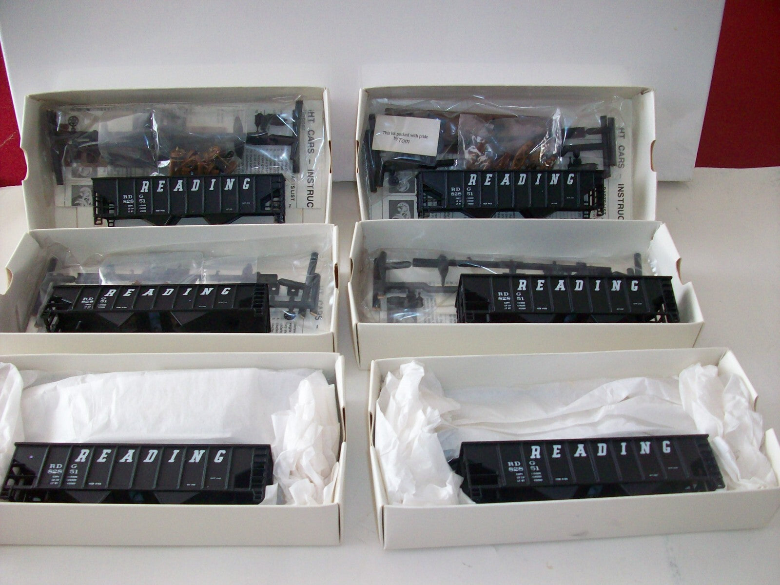 HO Scale (6)Walthers 36' Rib Side Hoppers "READING"Lot#4114