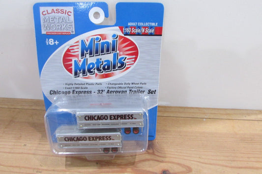 N Scale Classic Metal Works 51104 Chicago Express 32' Aerovan Trailer Ser