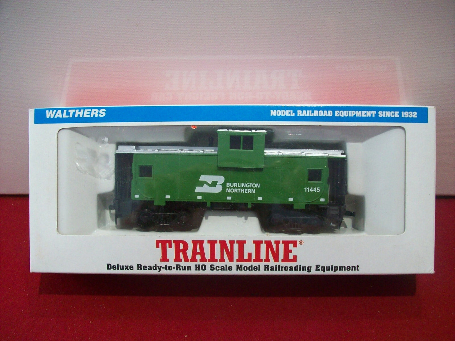 HO Scale Walthers 931-501 Extended Vision Caboose "Burlington Northern"