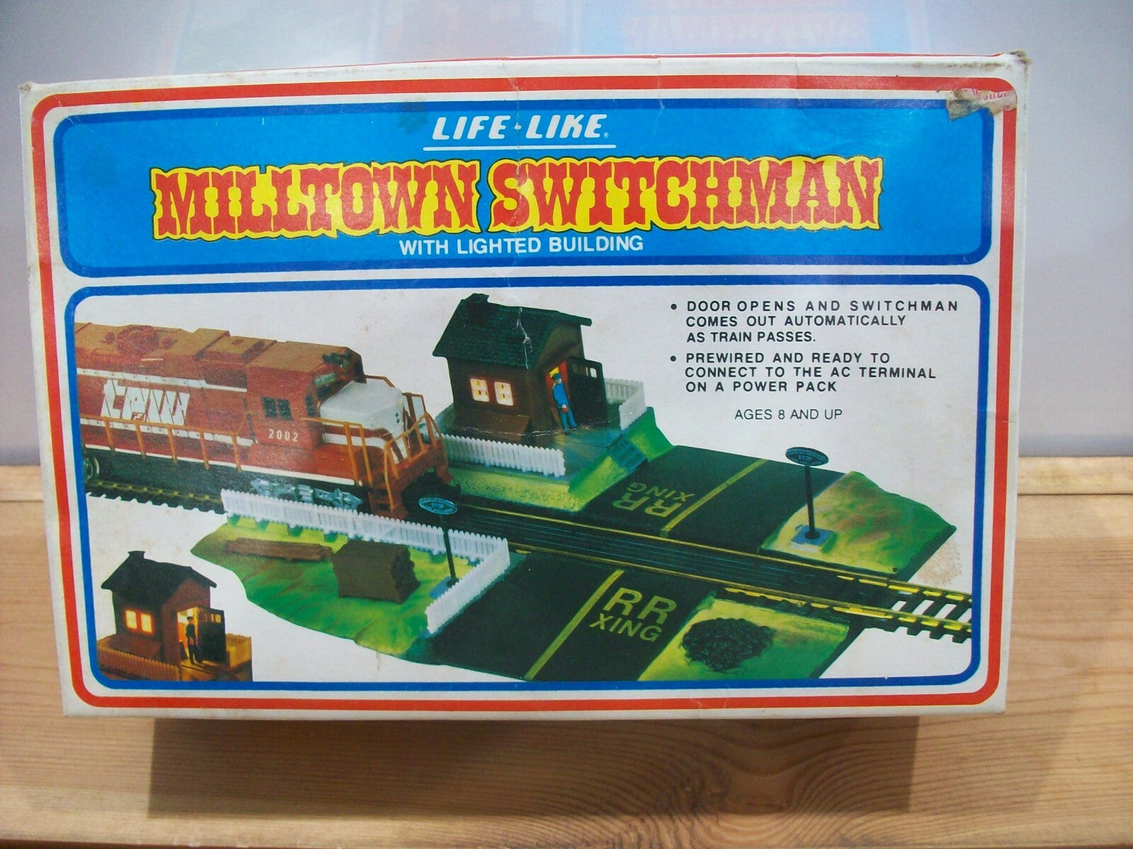 HO Scale Life-Like 08703 Milltown Switchaman