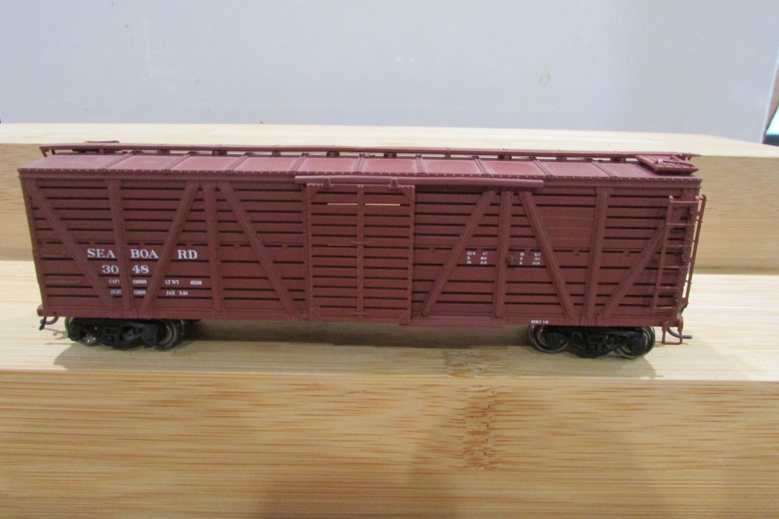 HO Scale Broadway Limited 863  Stock Car Seaboard BL5041