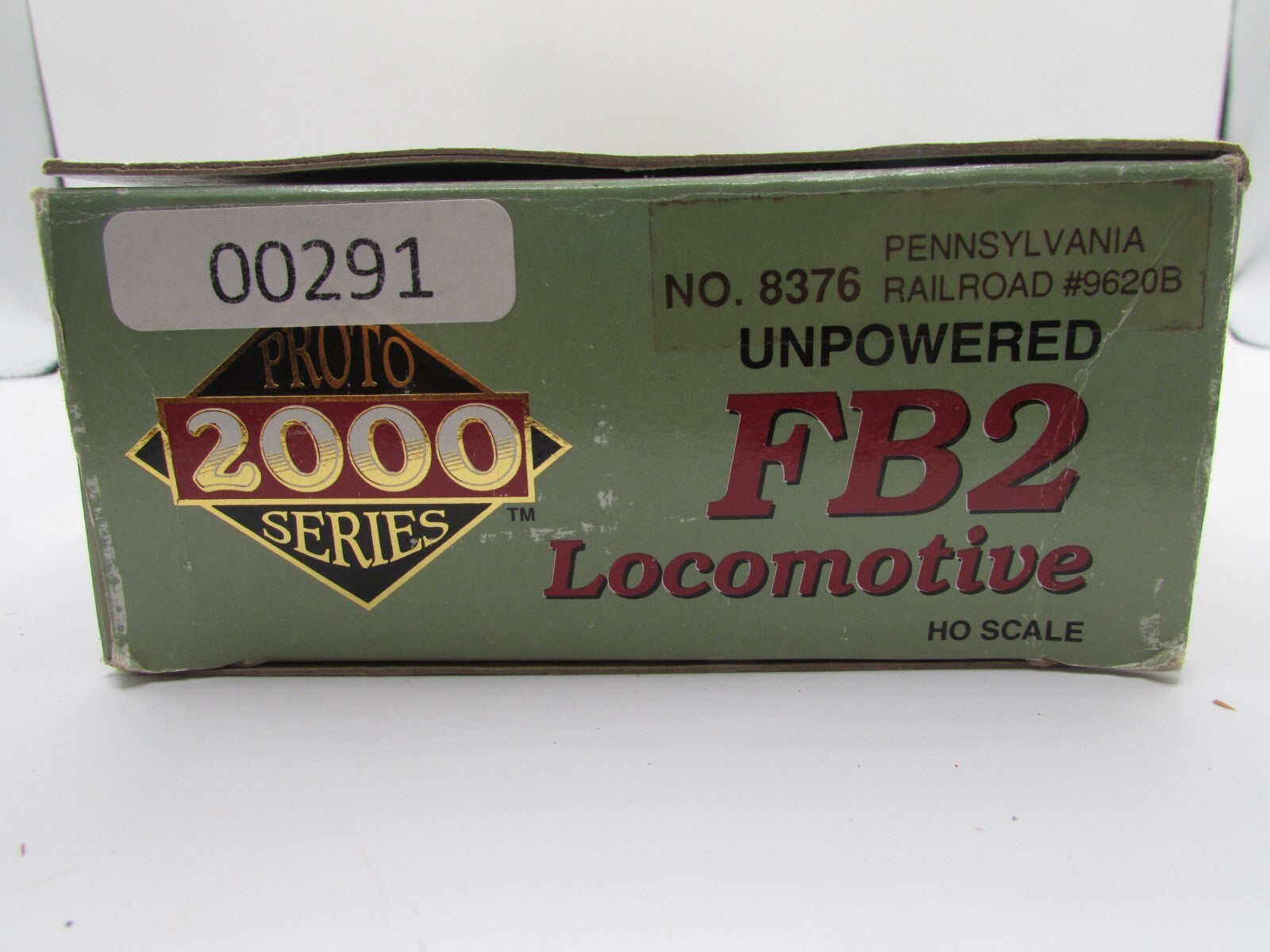 Ho Scale Proto 2000 8376 FB2 Unpowered Locomotive P.R.R.#9620B  Lot#4696