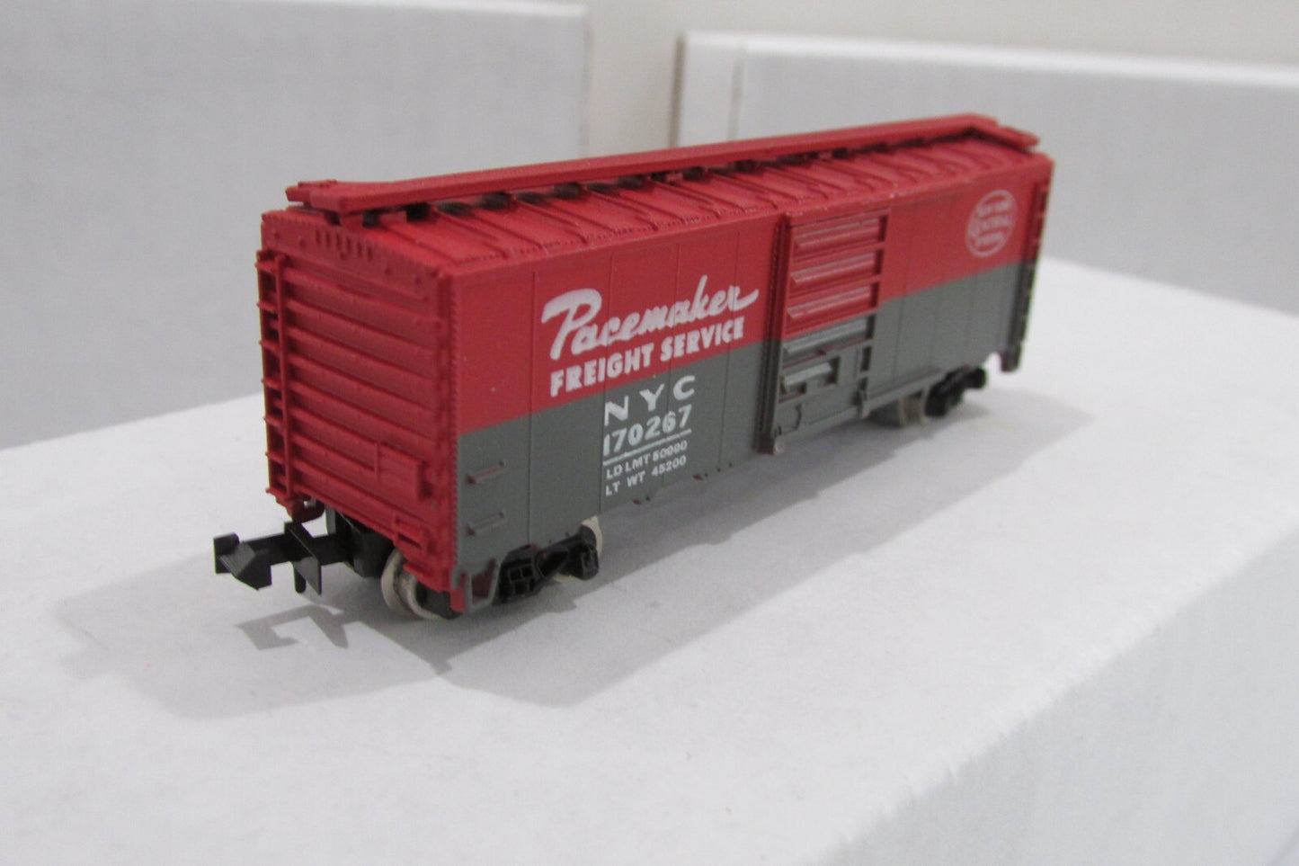 N Scale Atlas 3421 40' Box Car New York Central Pacemaker
