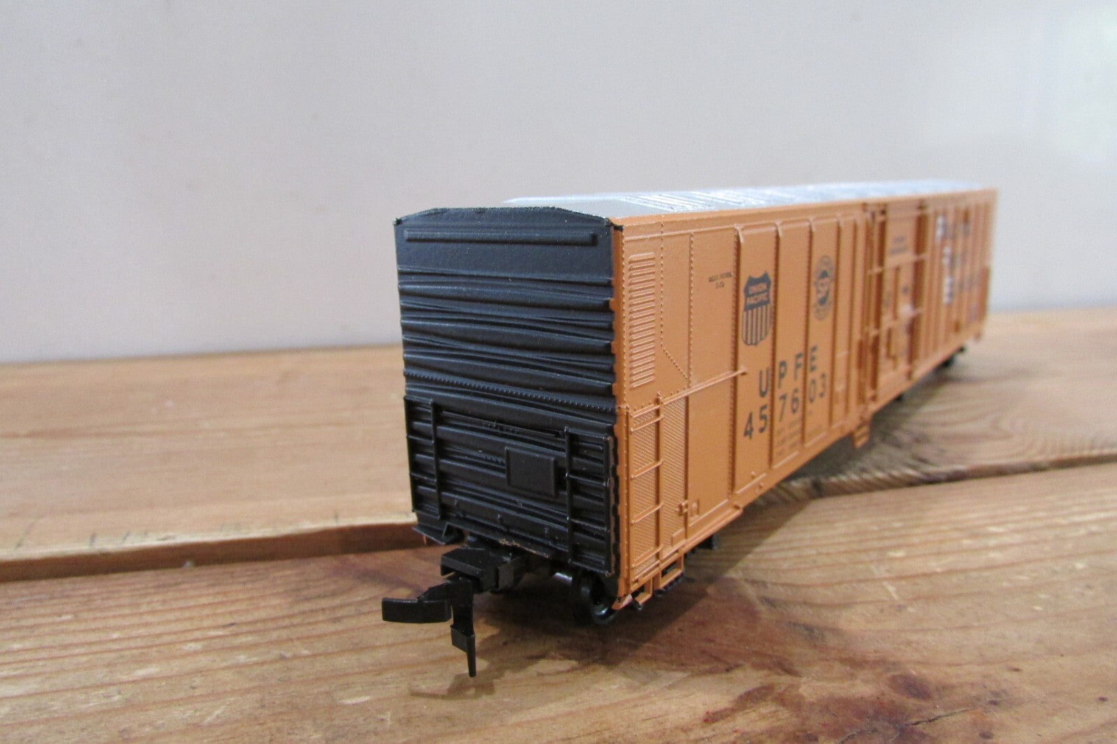 HO Scale Deatails West Models 50' Plug Door Box Car PFE Lot#4716