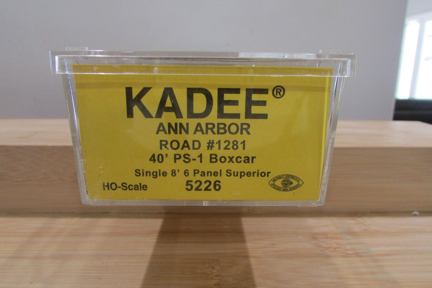 HO Scale Kadee Cars 5226 40' PS-1 Box Car Single 8'  6 Panel Superior  KD5006