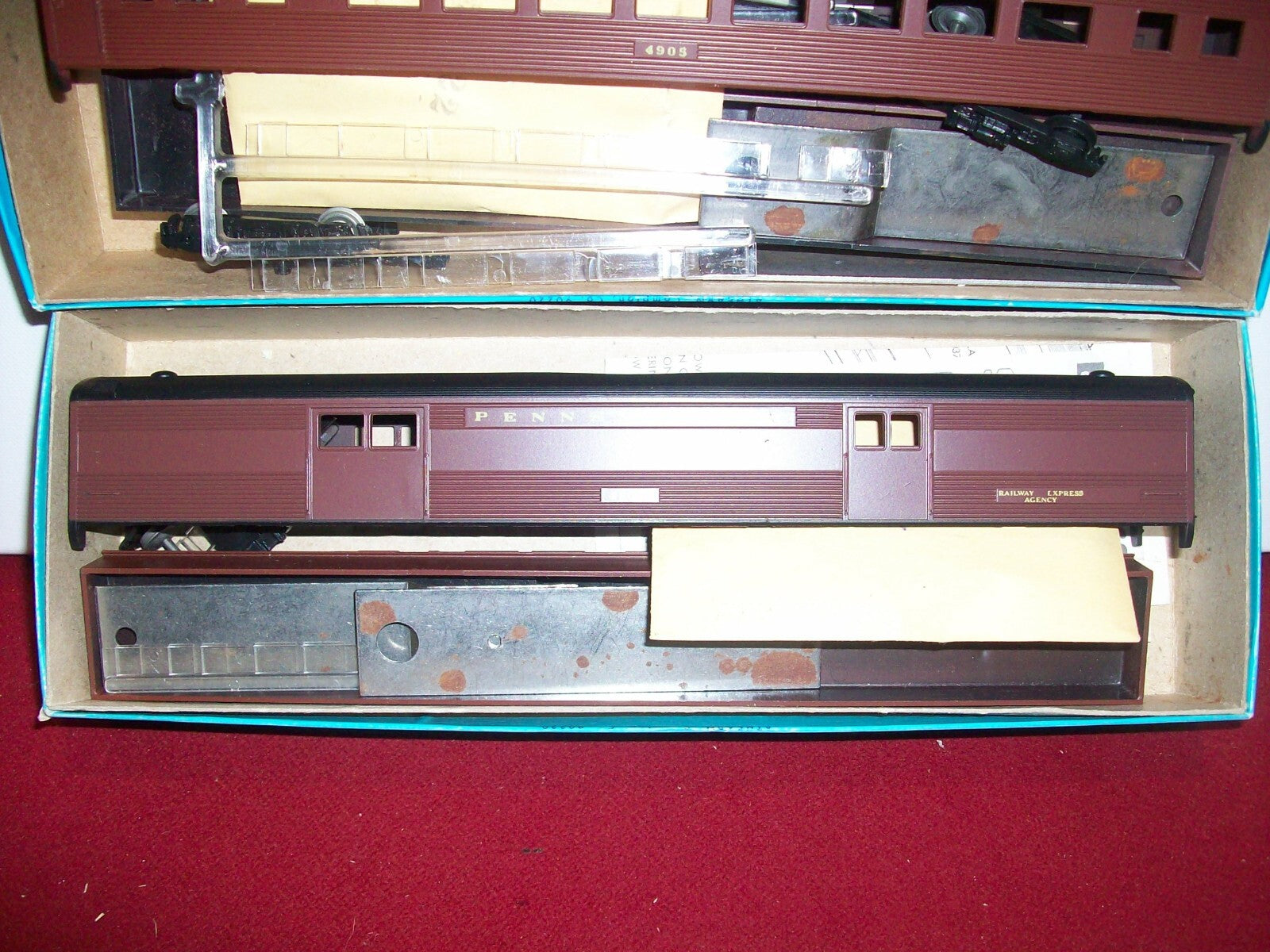 HO Scale  (2) Athearn Passenger Cars Penssylvania Rail Road Lot#4113