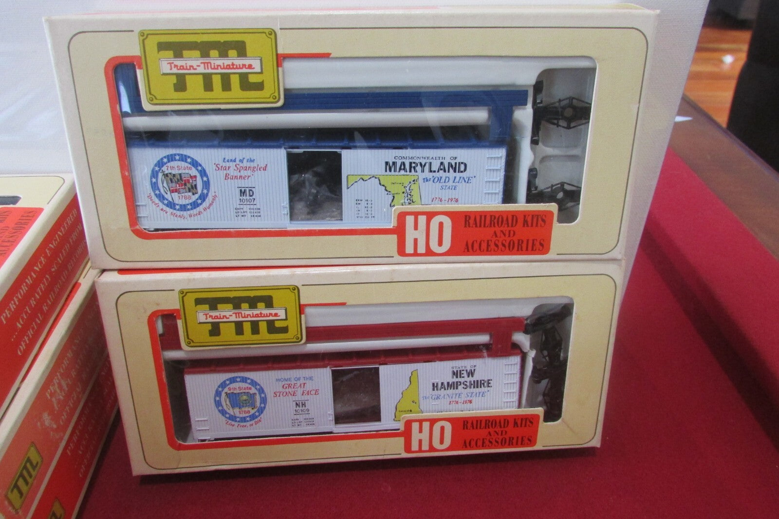HO Scale (9) Assorted Train-Miniature Commemorative Cars Lot#0389