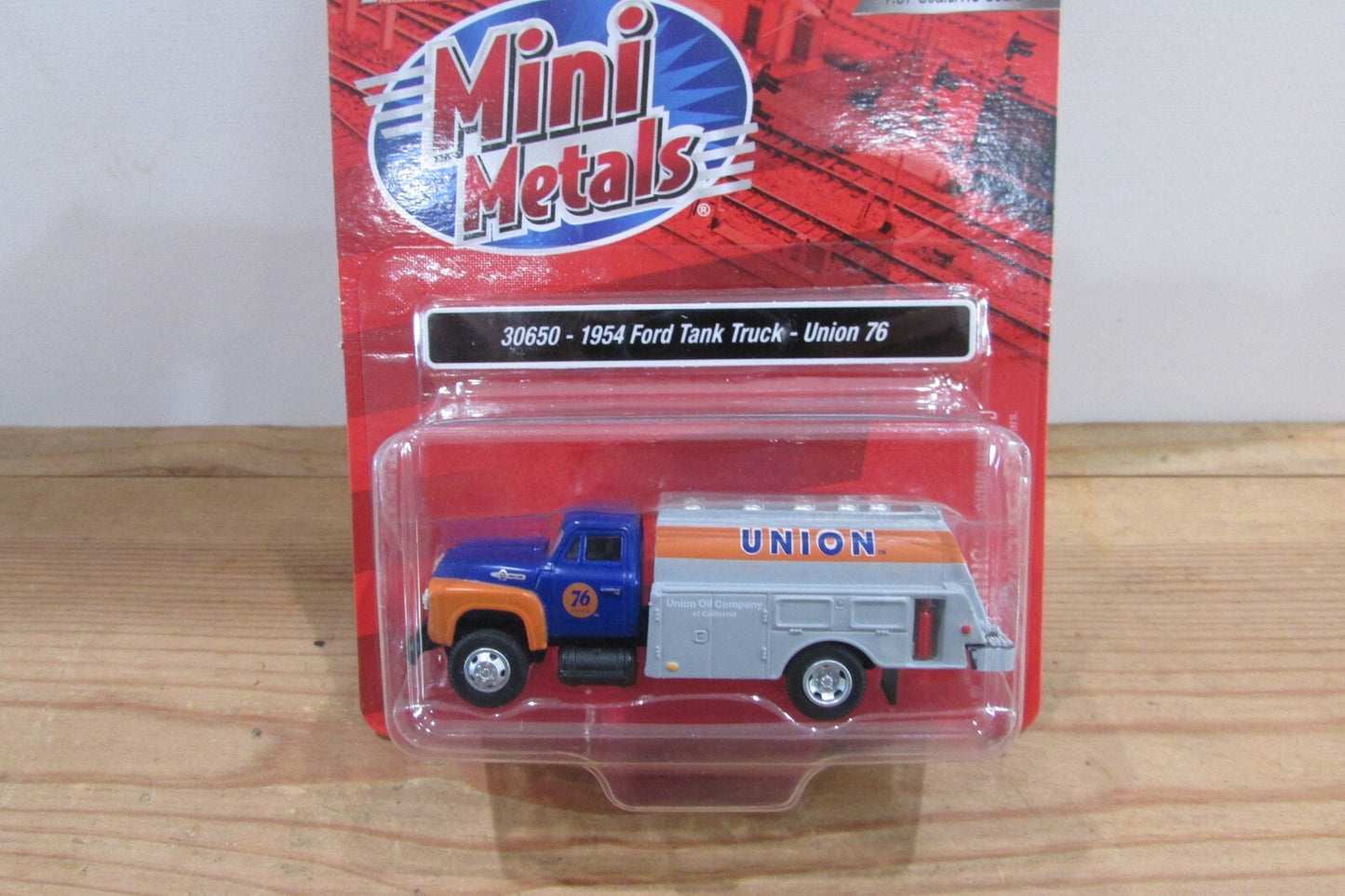 Ho Scale Classic Metal Works 30650 1956 Ford Tank Truck Union 76"