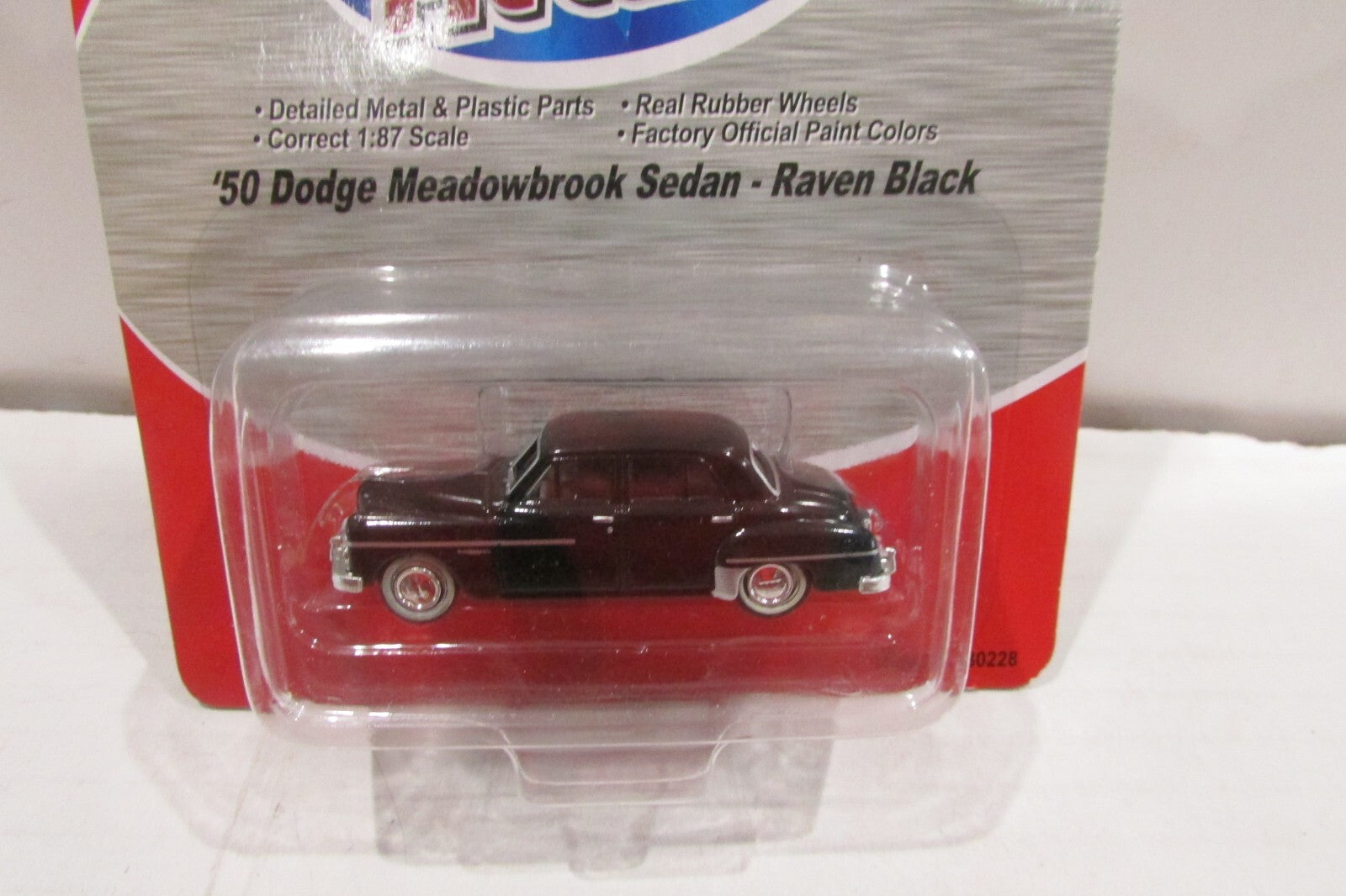 Ho Scale/1:87 Scale  Classic Metal Work 30228 '50 Dodge Meadowbrook Sedan