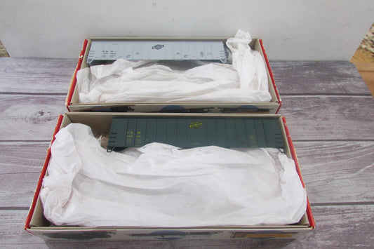 HO Scale Walthers (2) Limited Edition Series 50' CNW Airslide Hopper Lot#4065