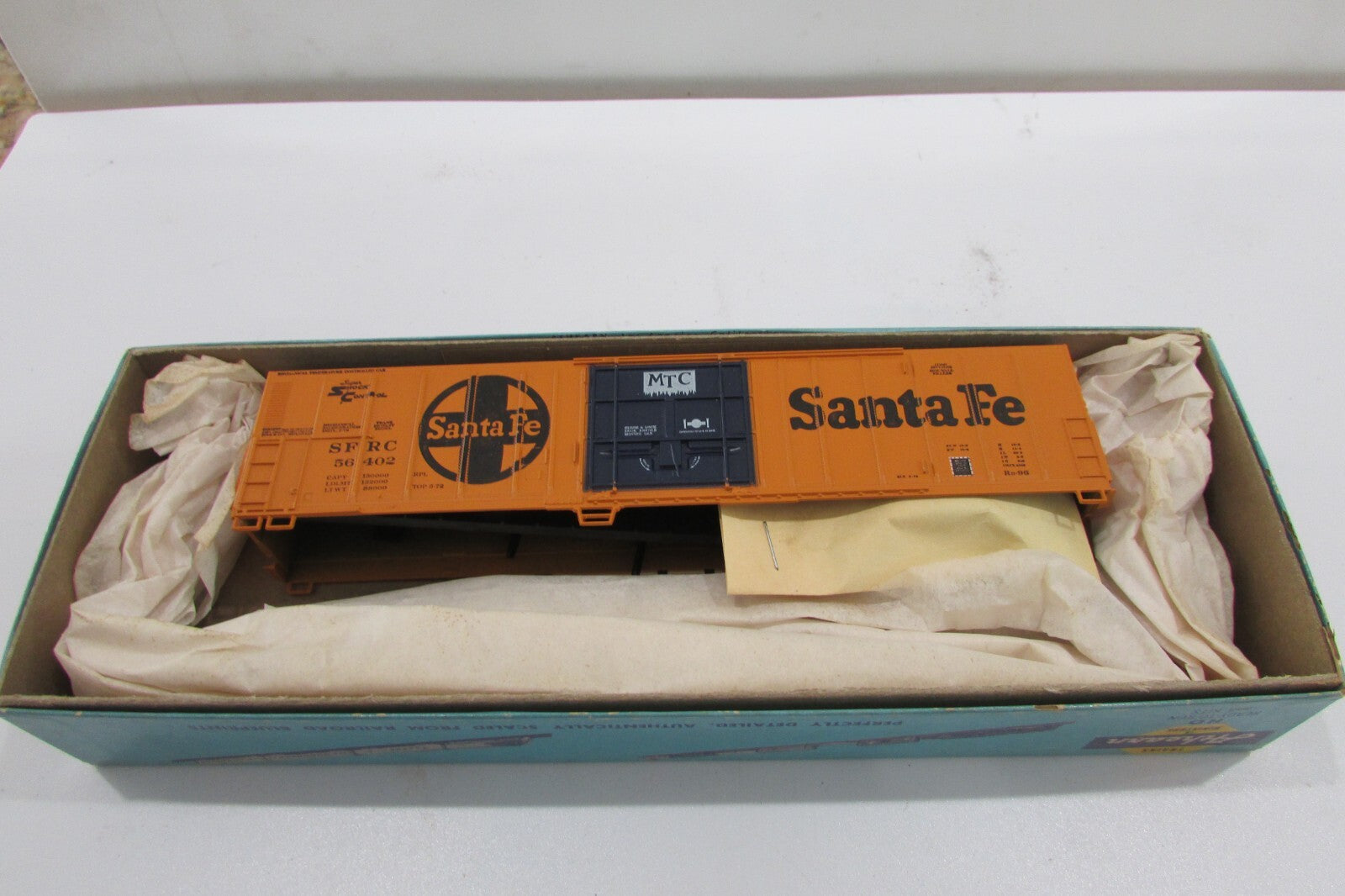 HO Scale Athearn 5462 ATSF 57' Mechanical Reefer Kit Santa Fe