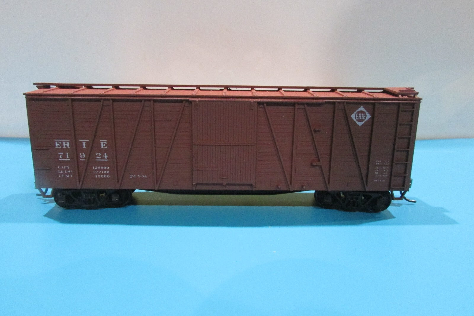 Ho Scale (3)Accurail Assorted Freigh Cars Lot#0688