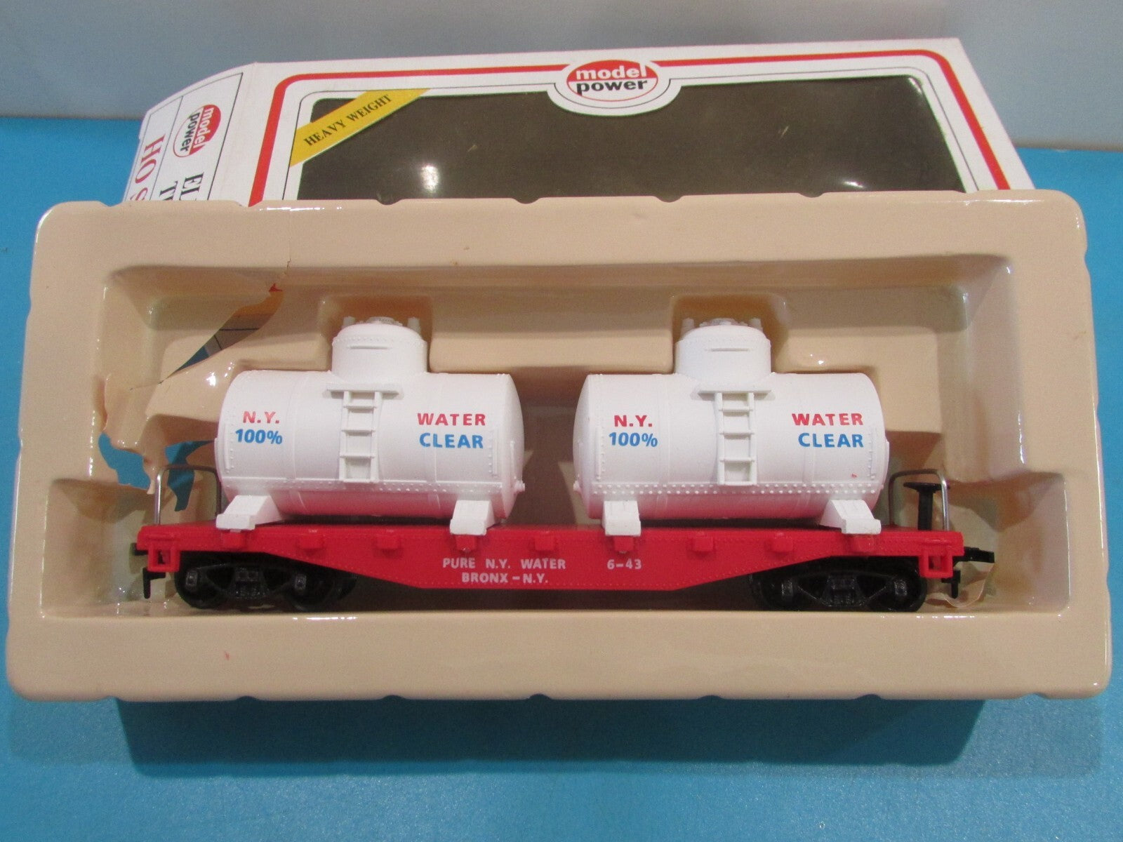 HO Scale Model Power Flat Car Water Clear w/ Removable Tanks Lot#2427