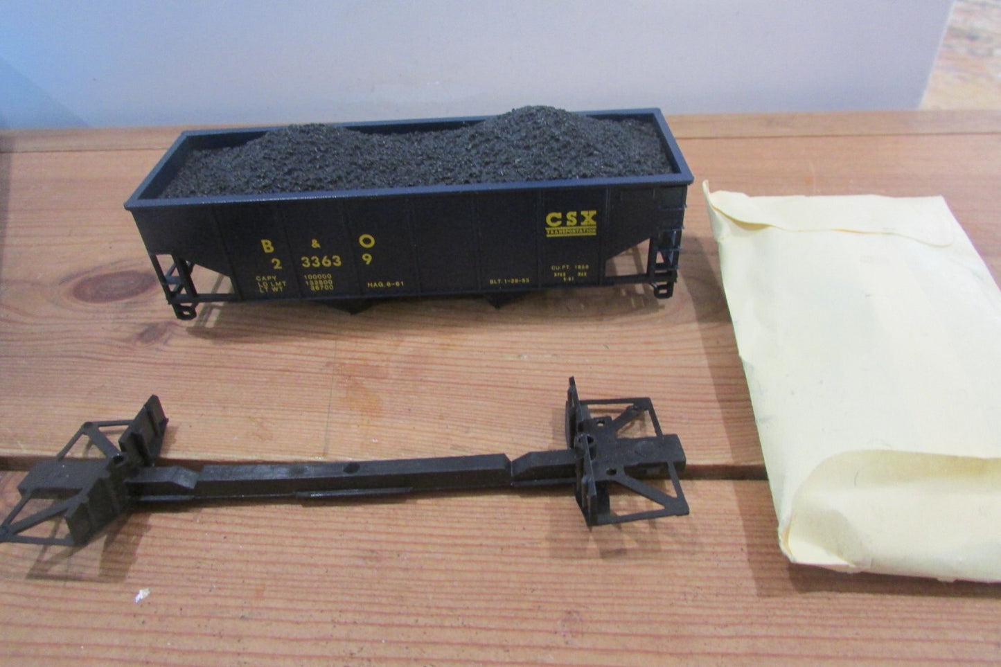 HO Scale Athearn/Bel-Bev 34' 2Bay Flat End Hopper CSX "B&O" ATH4570
