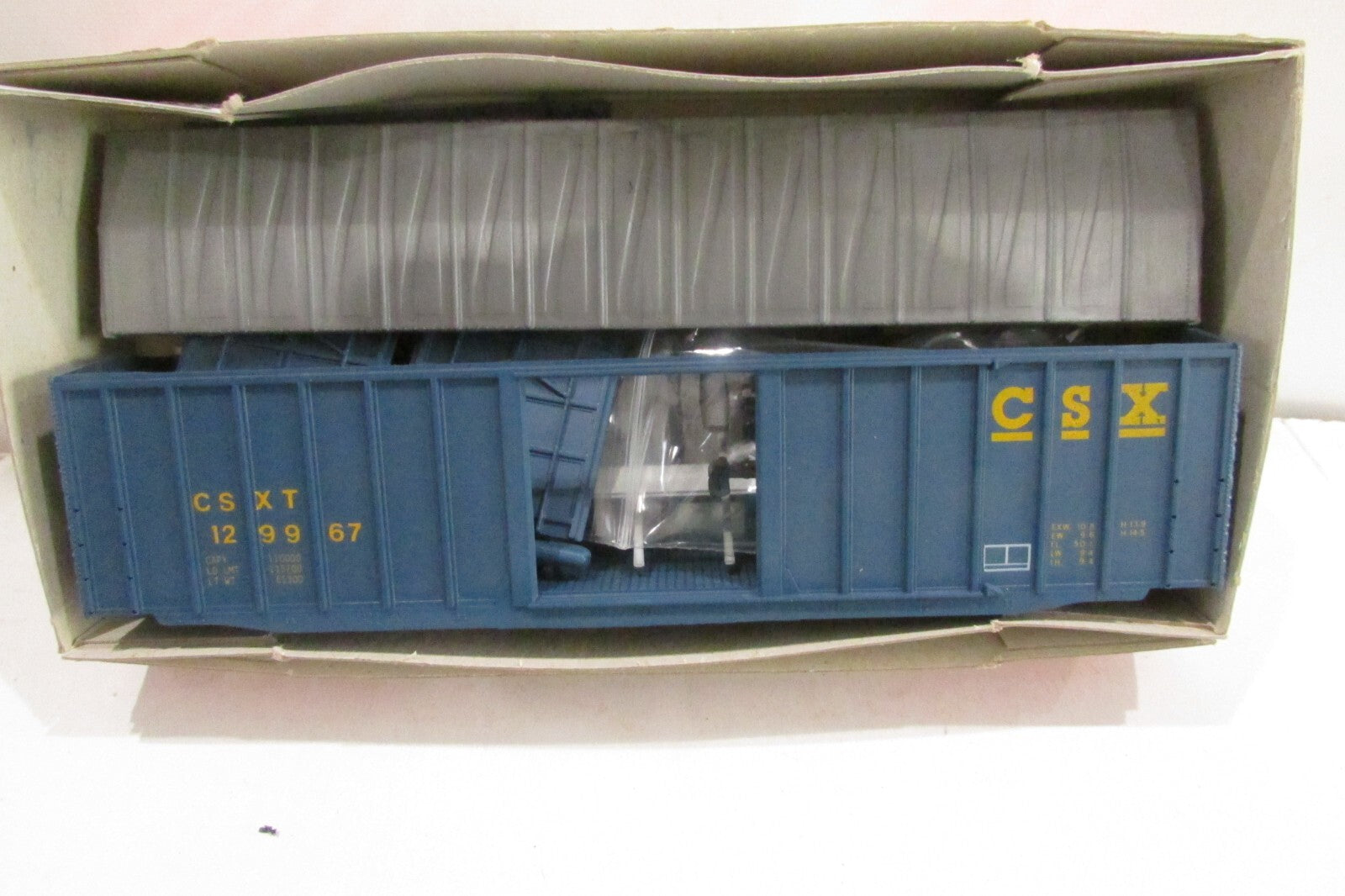 HO Scale McKean 10006 CSXT (Chessie System) Grande 50' SDR  Boxcar Kit #129967