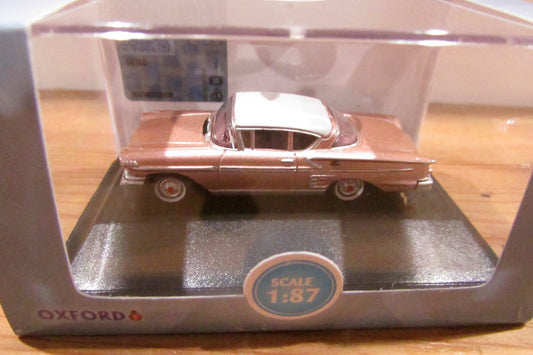 Ho Scale 1:87 Oxford Chevrolet Impala Sport Coupe Cay Coral and White