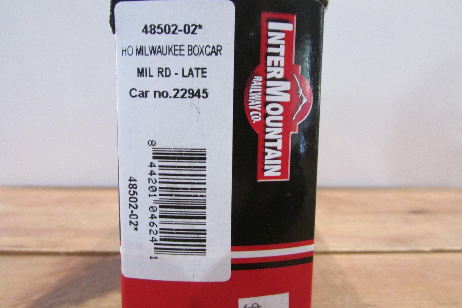 HO Scale InterMountain 48502-02 Milwaukee Box Car #22945 IM5119