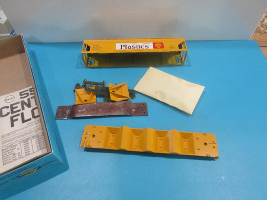 HO Scale Athearn 1910 55ft Center Flow Hopper Plastics Shell Oil Car Lot#2109