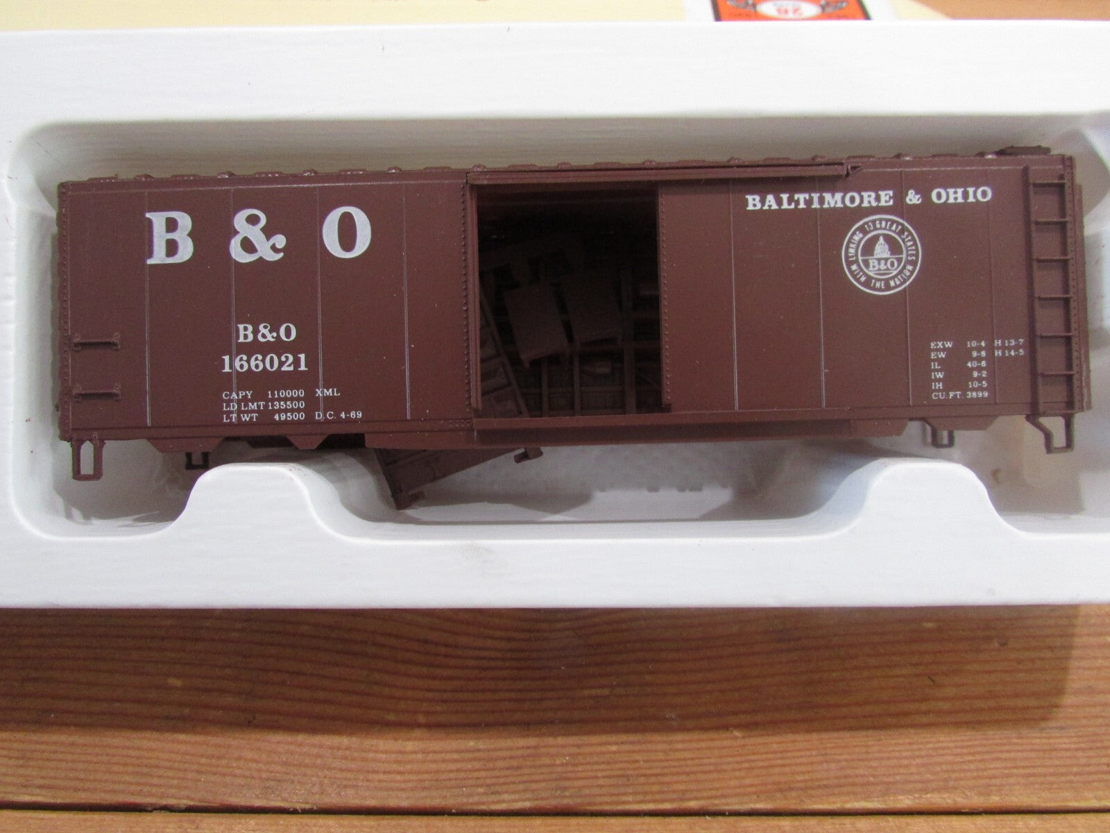 HO Scale Con-Cor 40' Box Car Kit Baltimore and Ohio #166021  LOT#3592