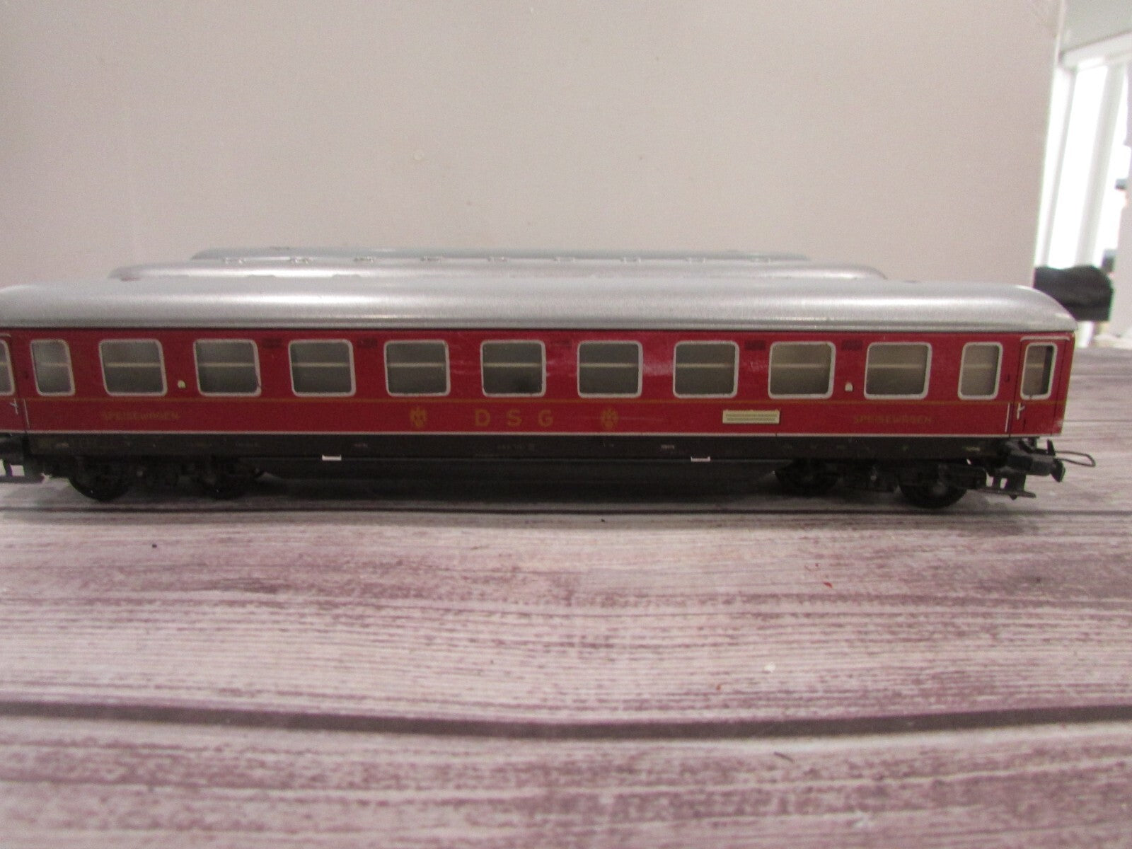 HO Scale (3)Trix Model Assorted Passenger Cars Lot#3113