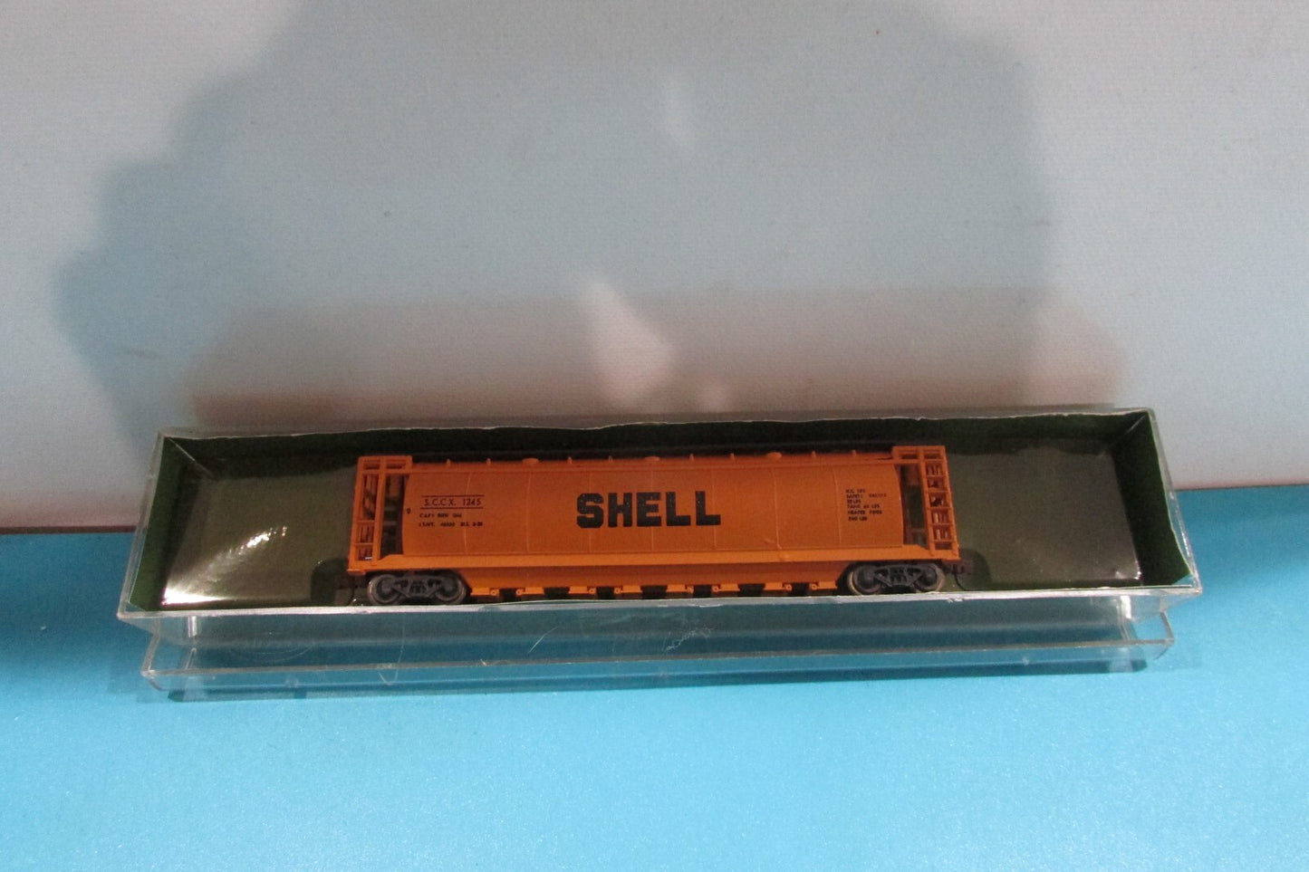 N Scale Aurora 4866 50' Center Flow Car SHELL