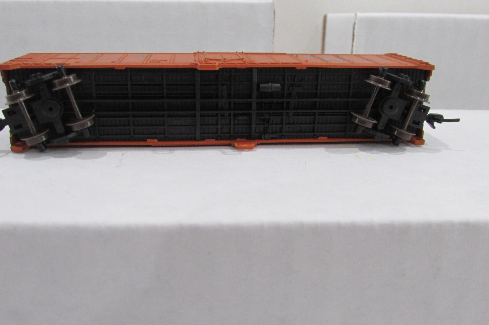 N Scale Atlas 36617 50' Mechanical Reefer Car Pacific Fruit Express #300158