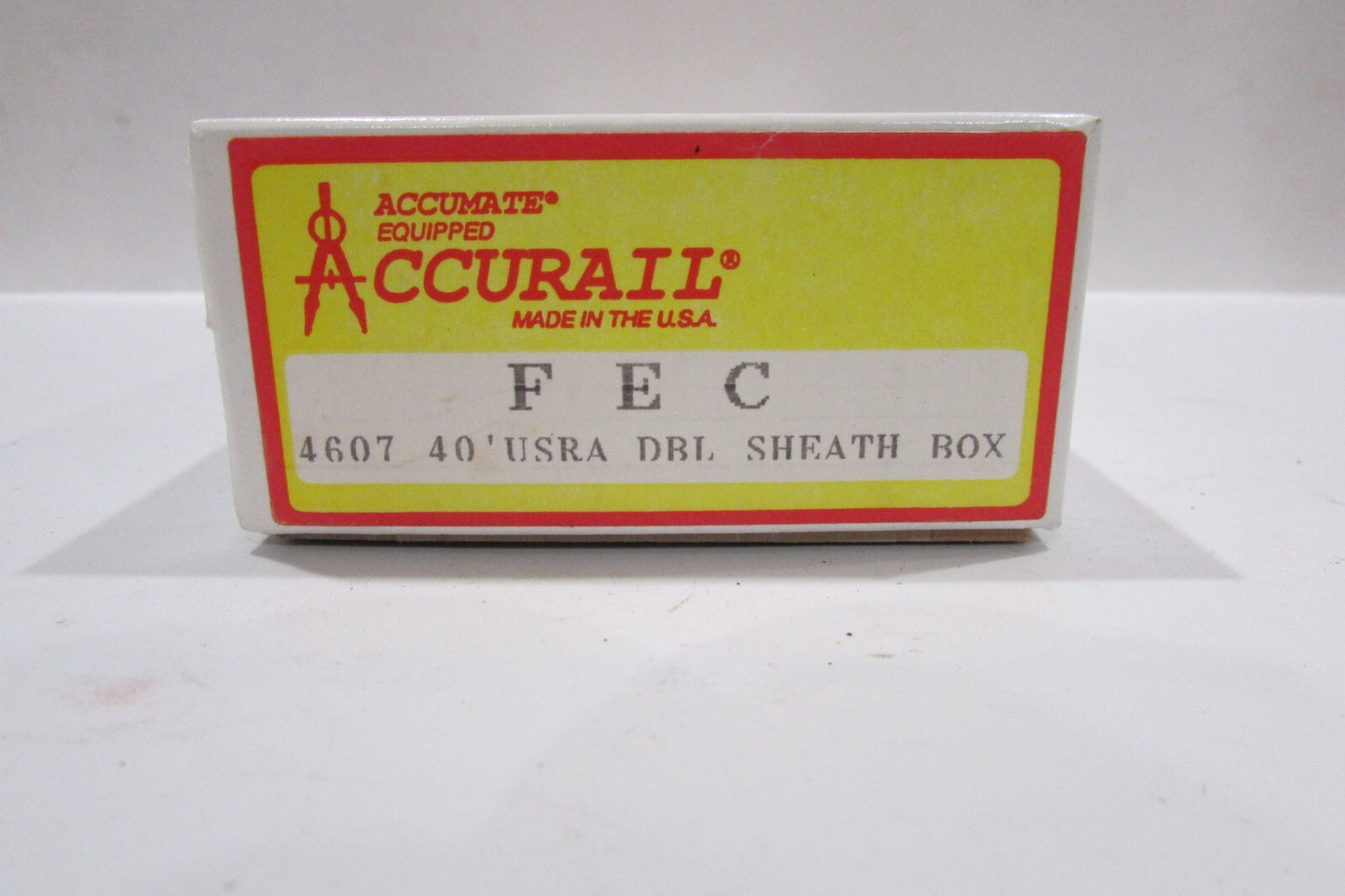 HO Scale Accurail 4607 40' USRA DBL Sheath Box Car F.E.C.