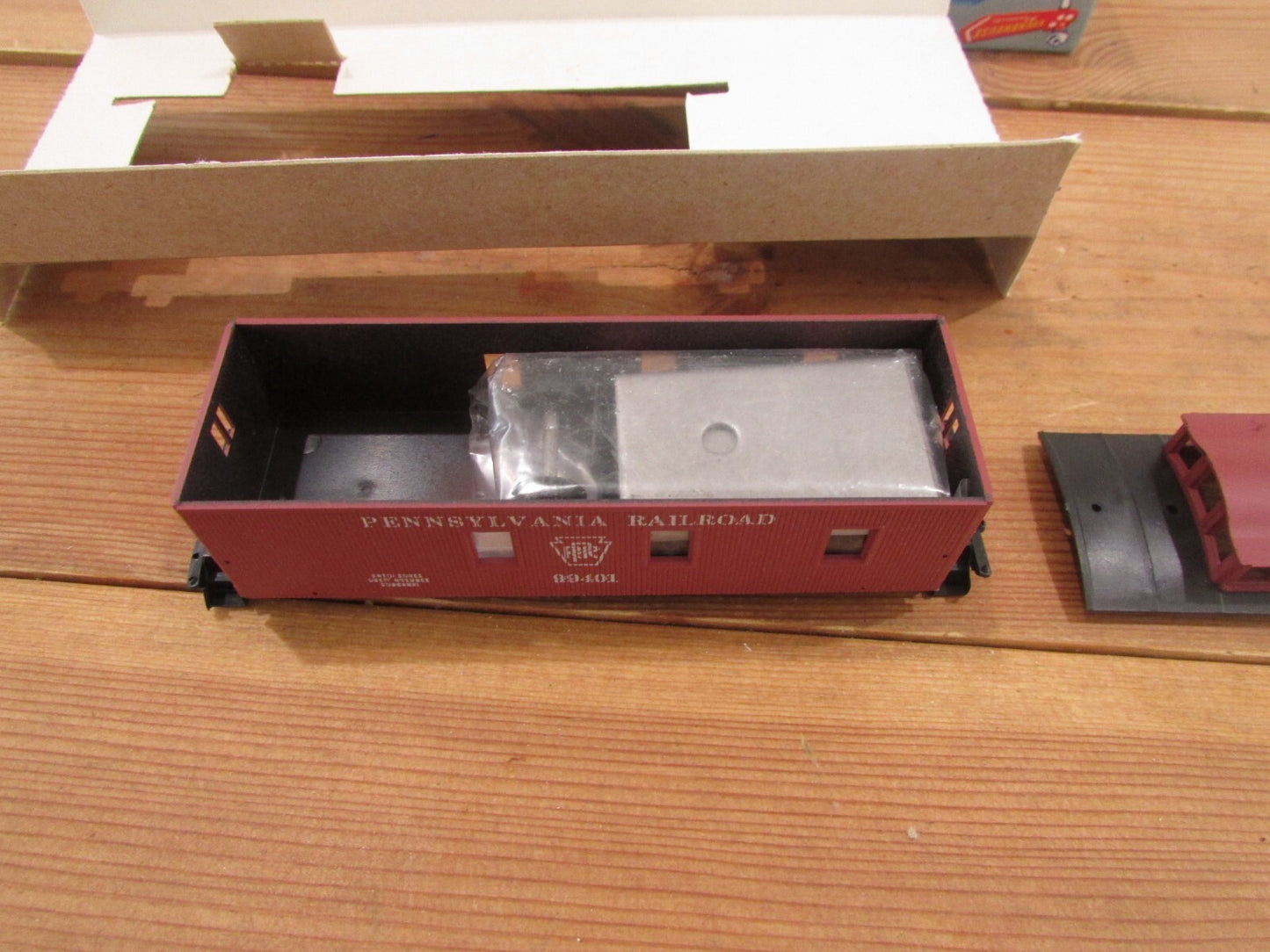 HO Scale Roundhouse 3443 Pennsylvania Caboose OLD TIMER Car Kit RH4367