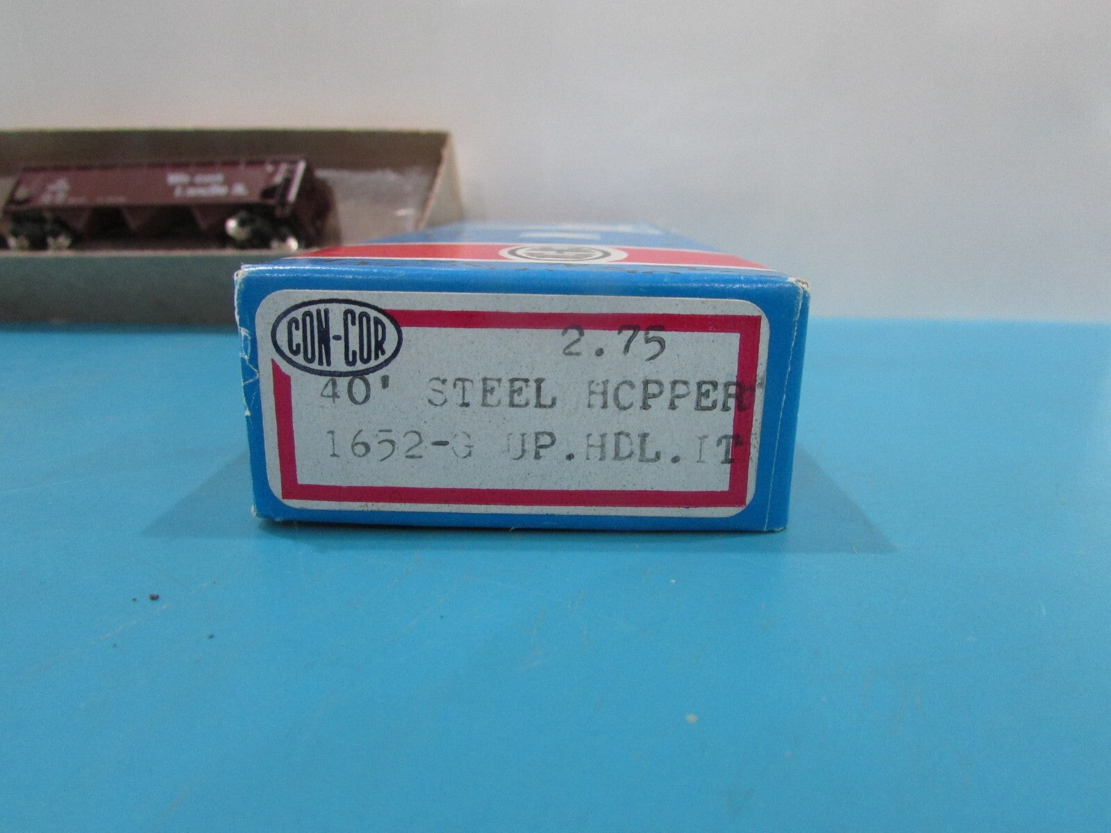 N Scale Con-Cor 1652G 40' Steel Hopper Union Pacific