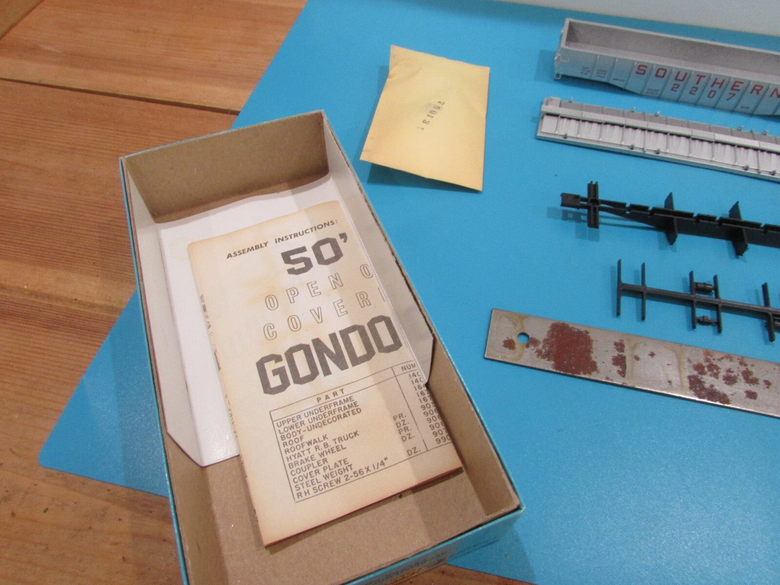 HO Scale RoundHouse  Gondola Car Southern Kit Lot#1023